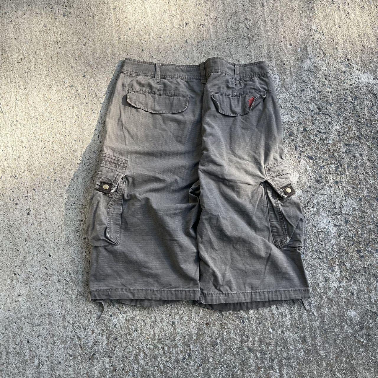 Vintage Y2K Baggy Hammer Brand Shorts (W36)