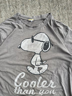 Vintage 90s Beige "Cooler Than You" Peanuts T-Shirt (M)
