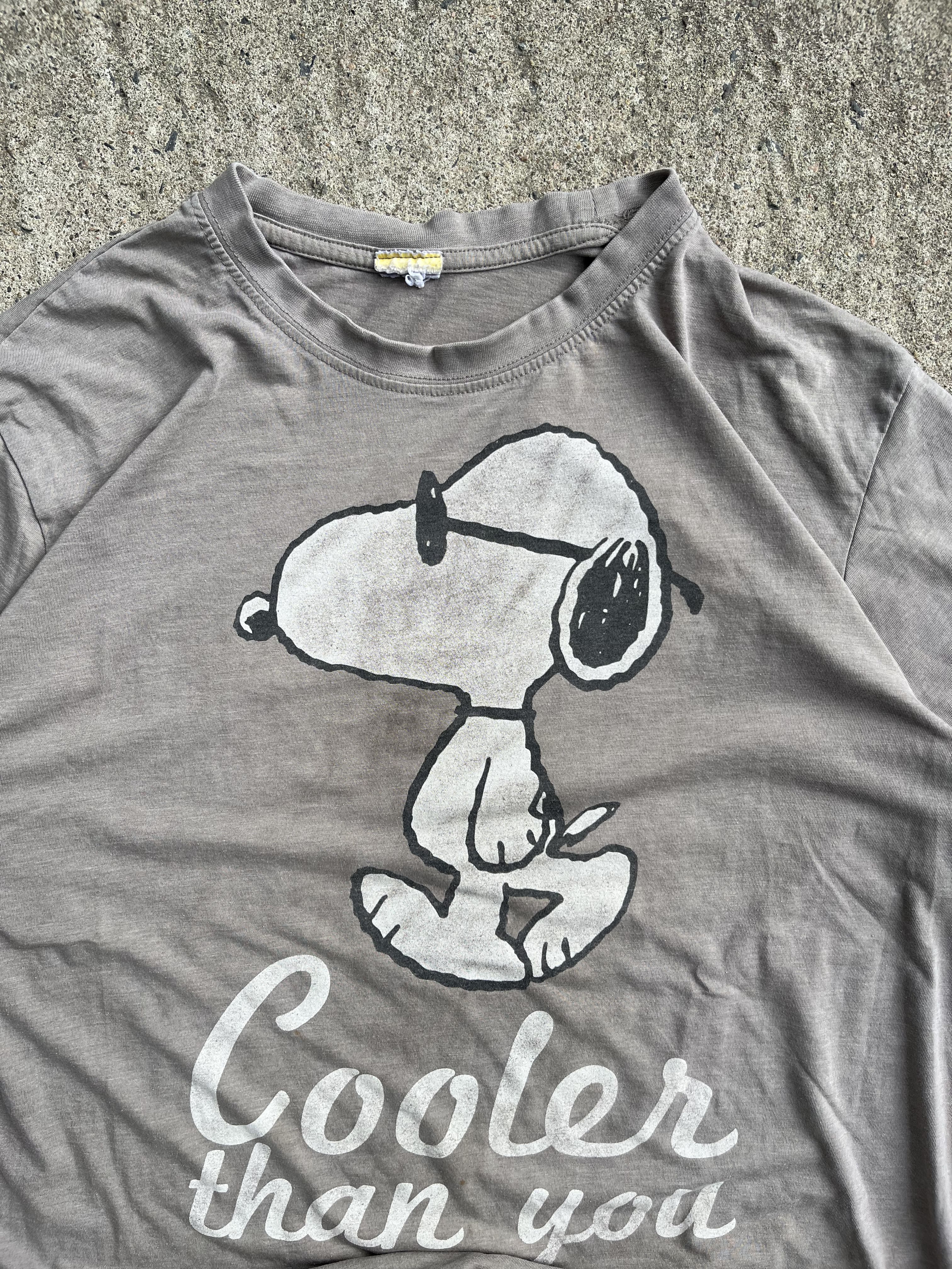 Vintage 90s Beige "Cooler Than You" Peanuts T-Shirt (M)