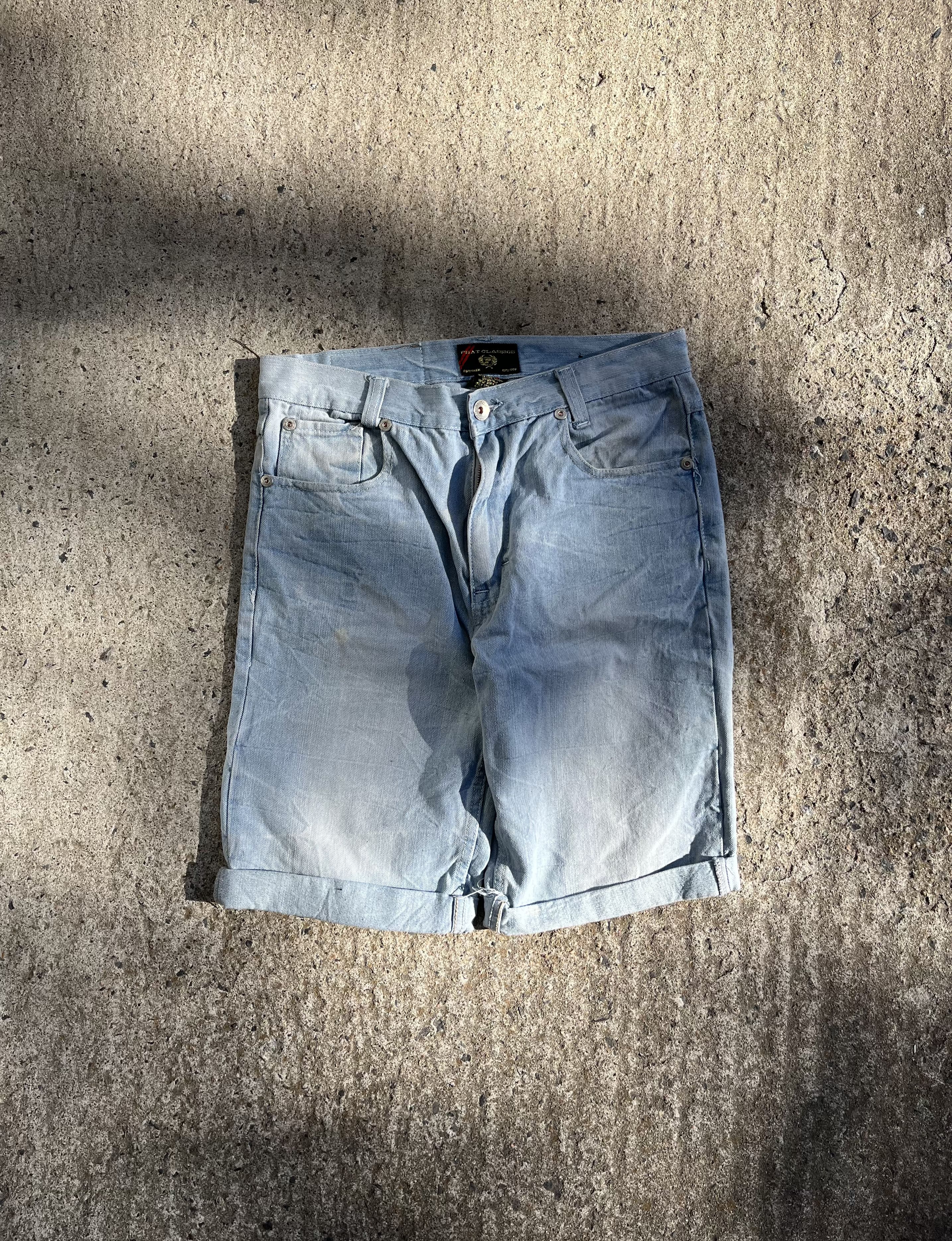 Vintage Y2K Baggy Phat Farm Embroidered Jorts (W32)