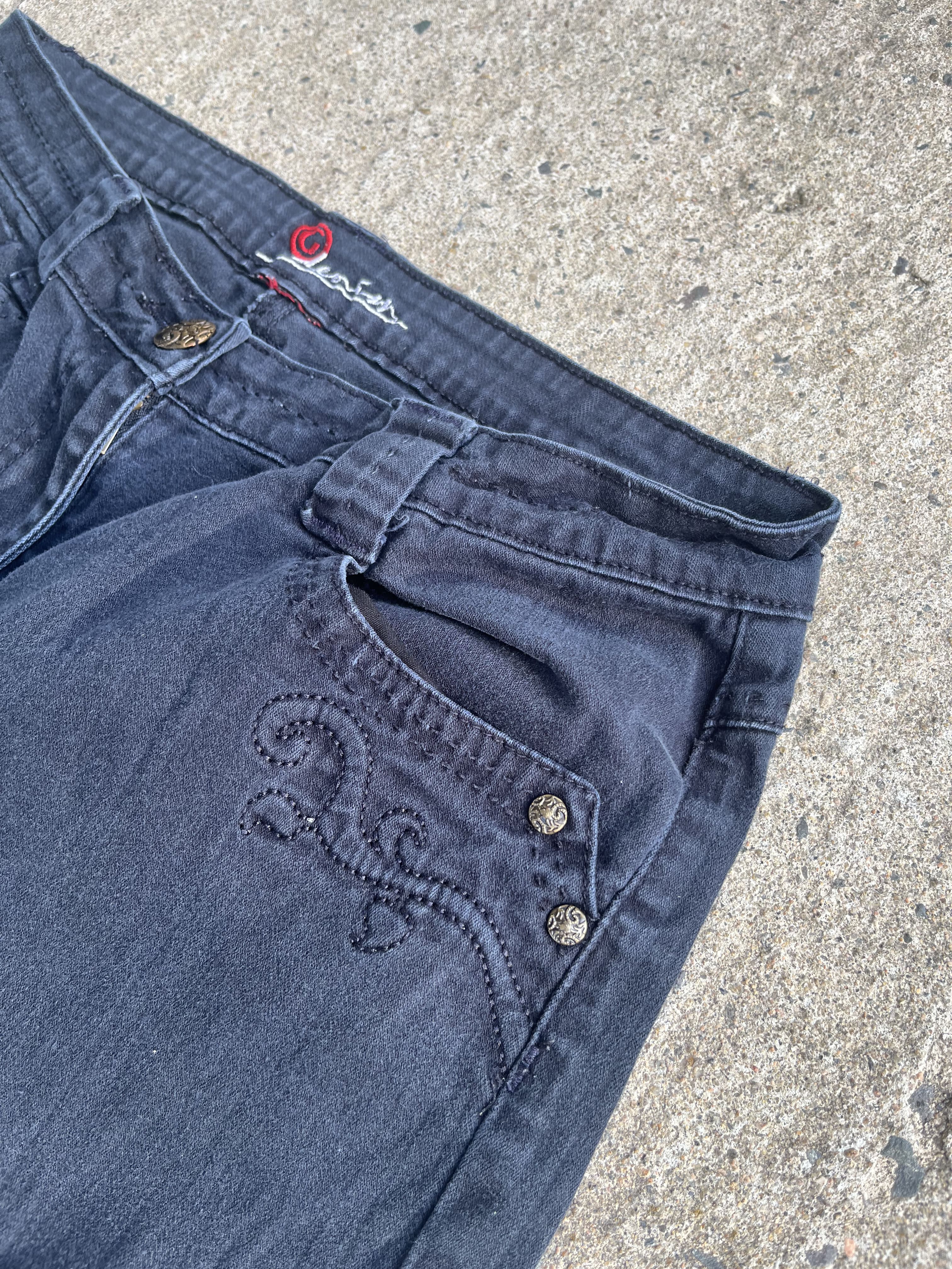 Vintage Y2K Black Flared Oxygen Embroidered Jeans (W28)