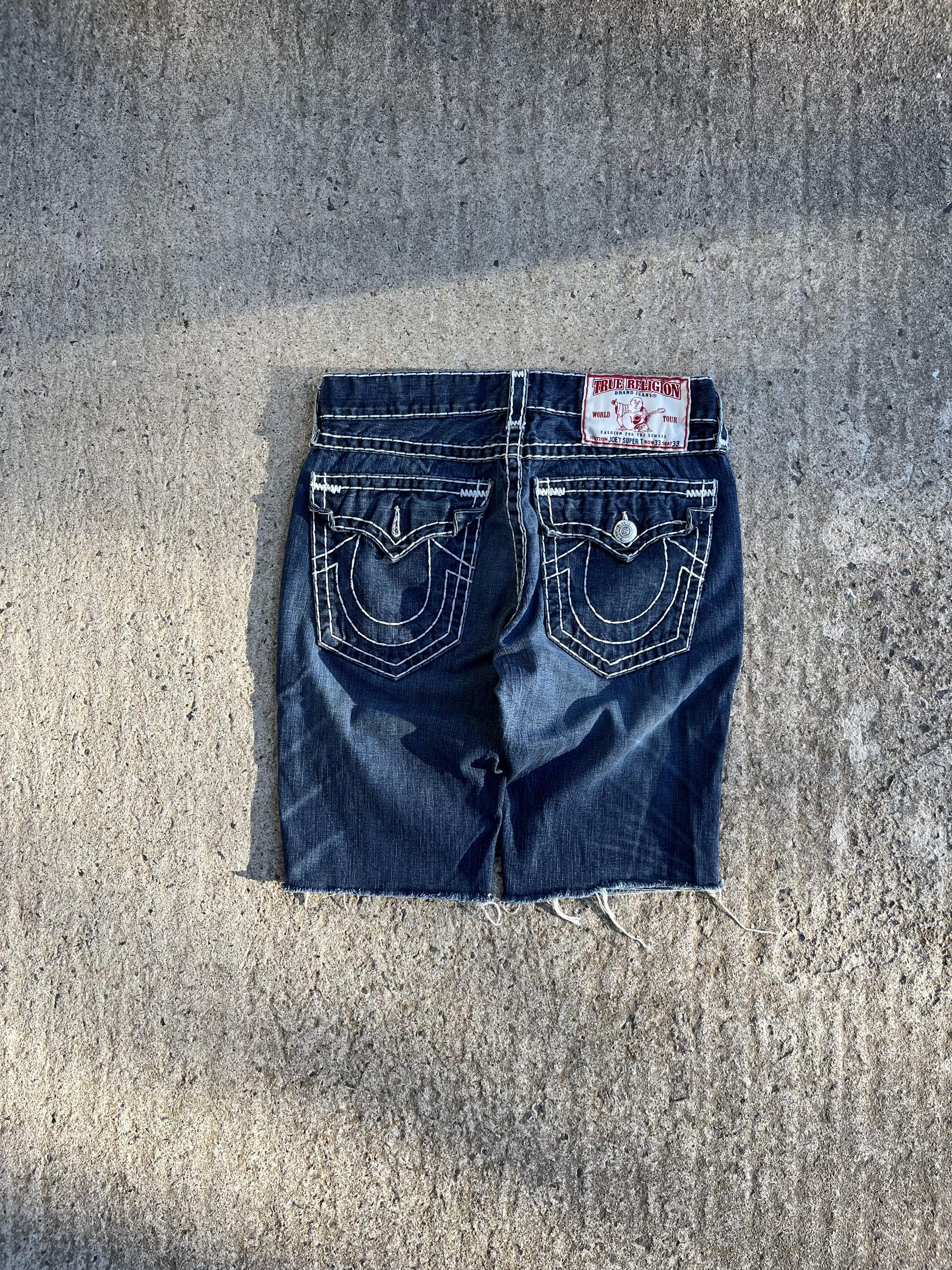 Vintage Y2K Baggy True Religion Jorts (W32)