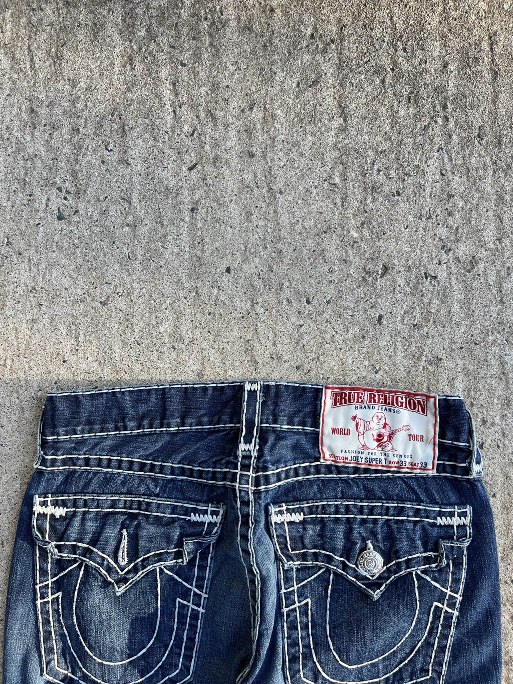 Vintage Y2K Baggy True Religion Jorts (W32)