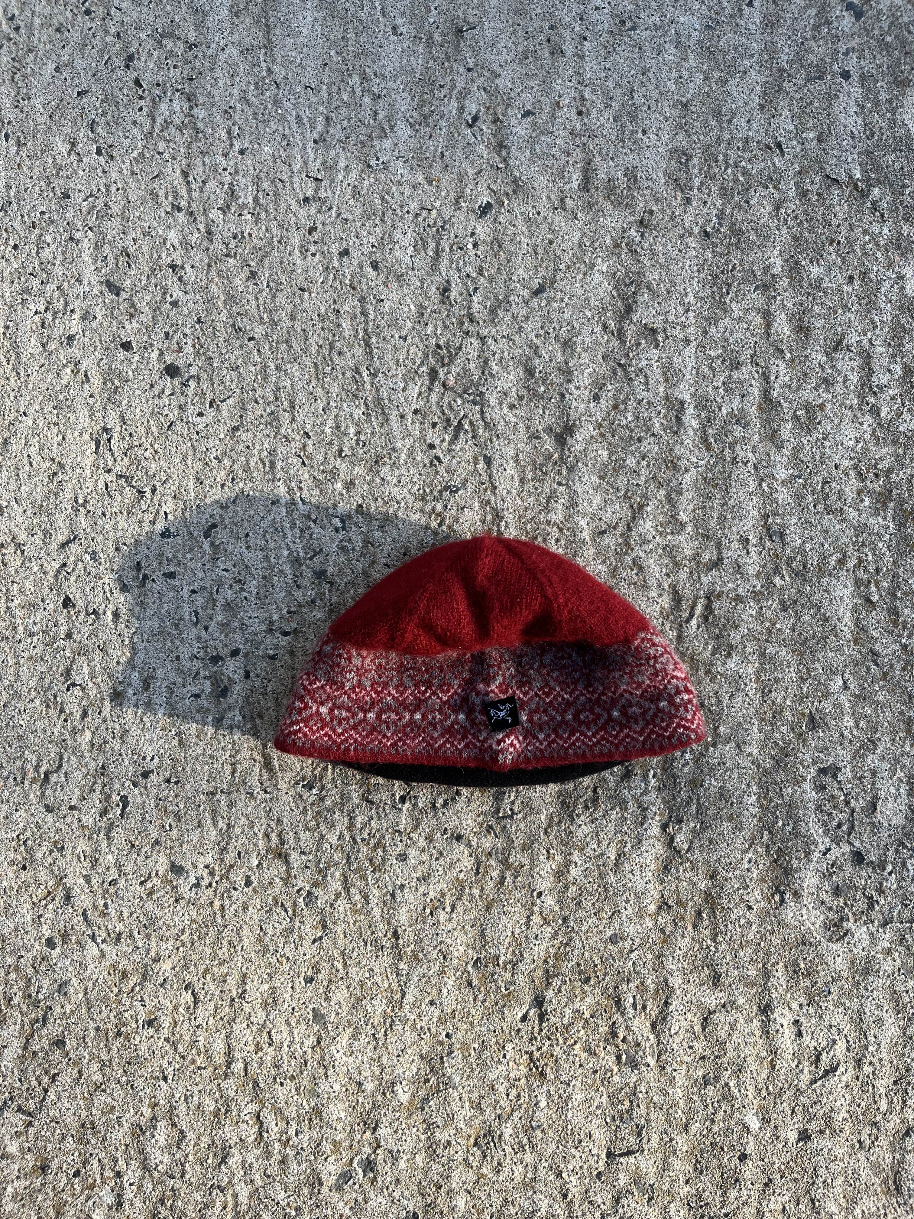 Vintage Y2K Floral Pattern Arc'Teryx Beanie
