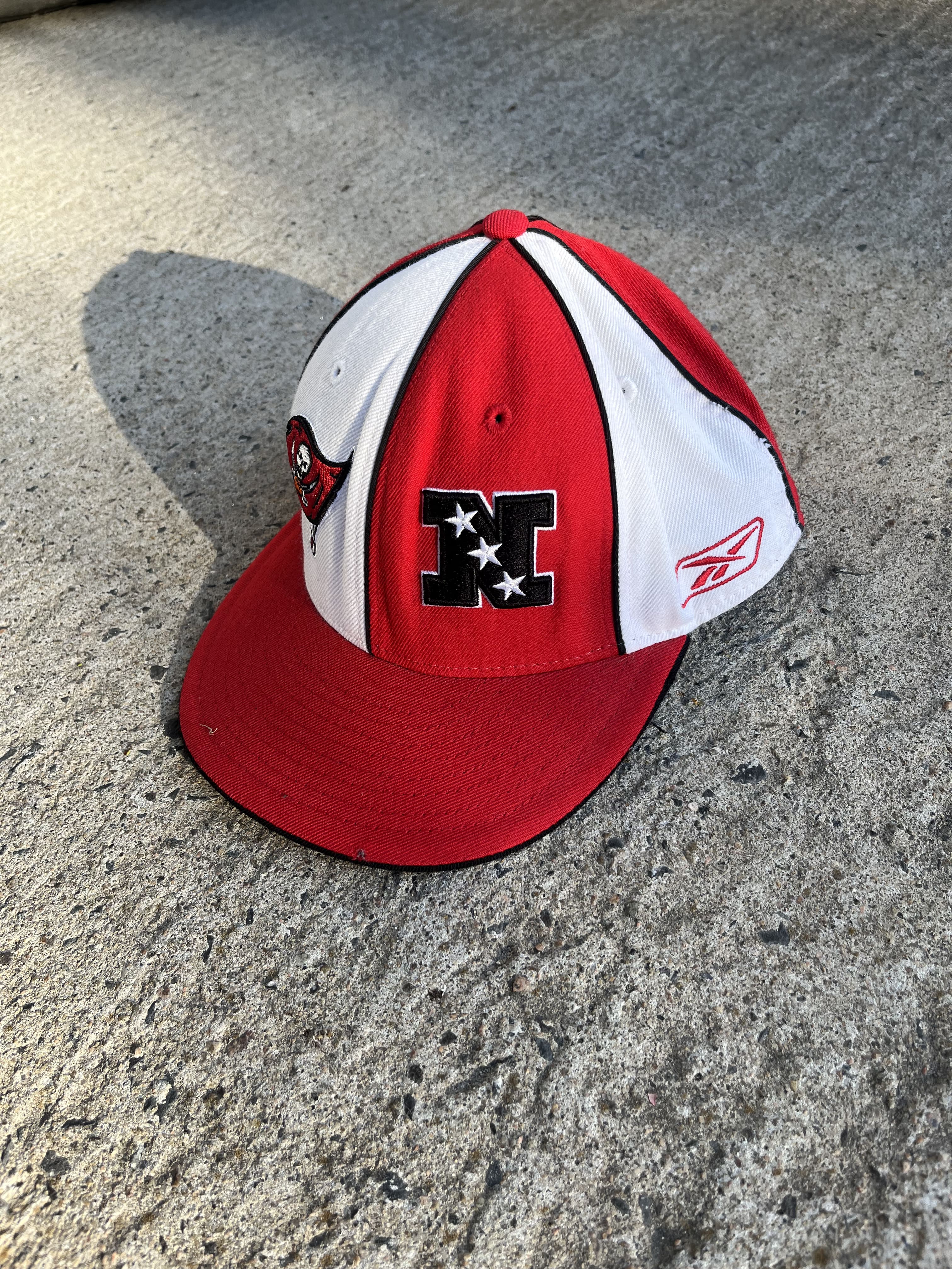 Vintage Y2K Reebok Tampa Bay Bucaneers Hat