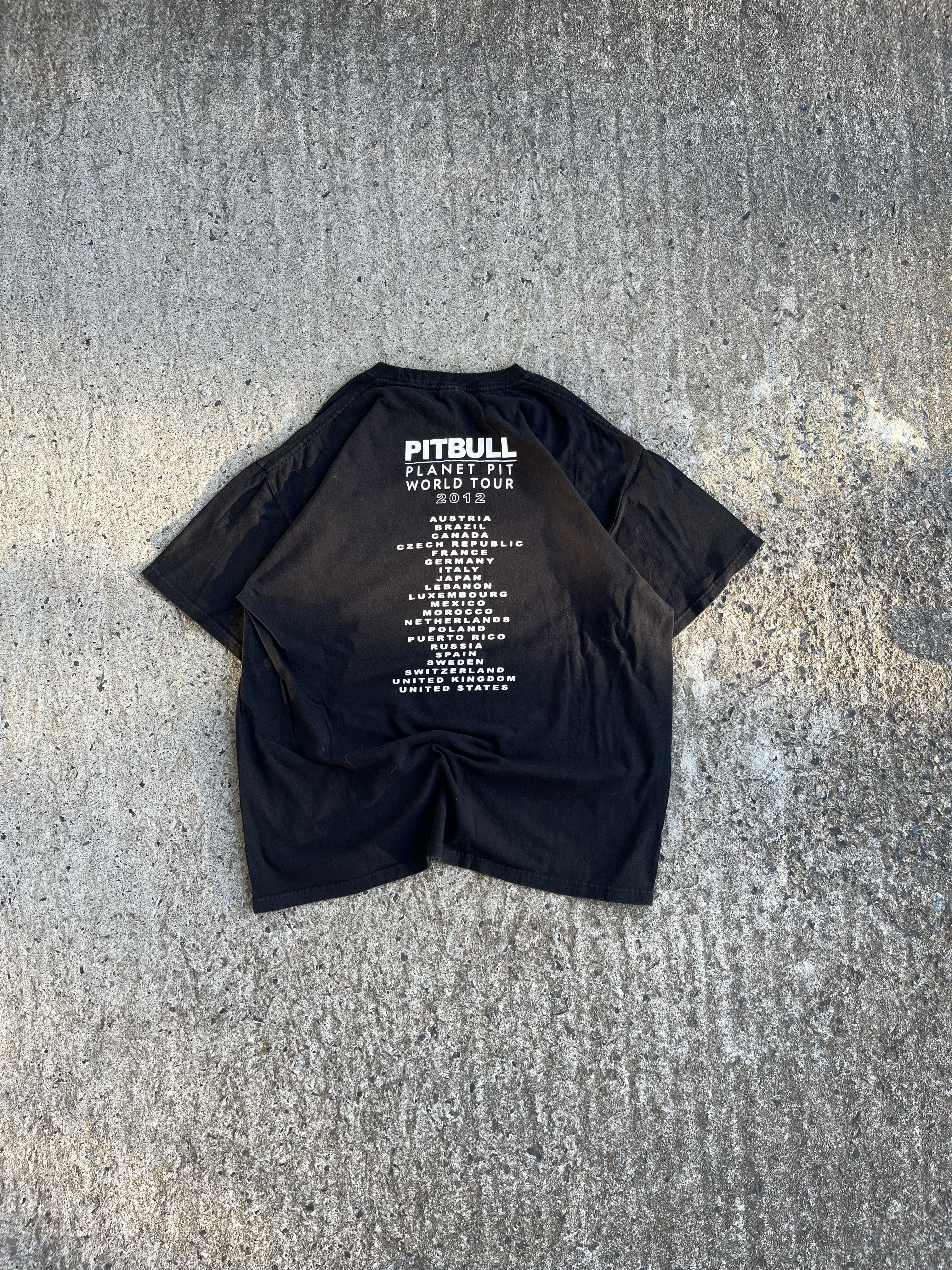 Vintage 2012 Planet Pit Tour Pitbull T-Shirt (L)