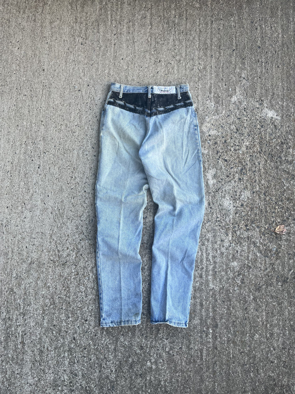 Vintage 90s Nebraska Classic Faded Denim Jeans (W31)