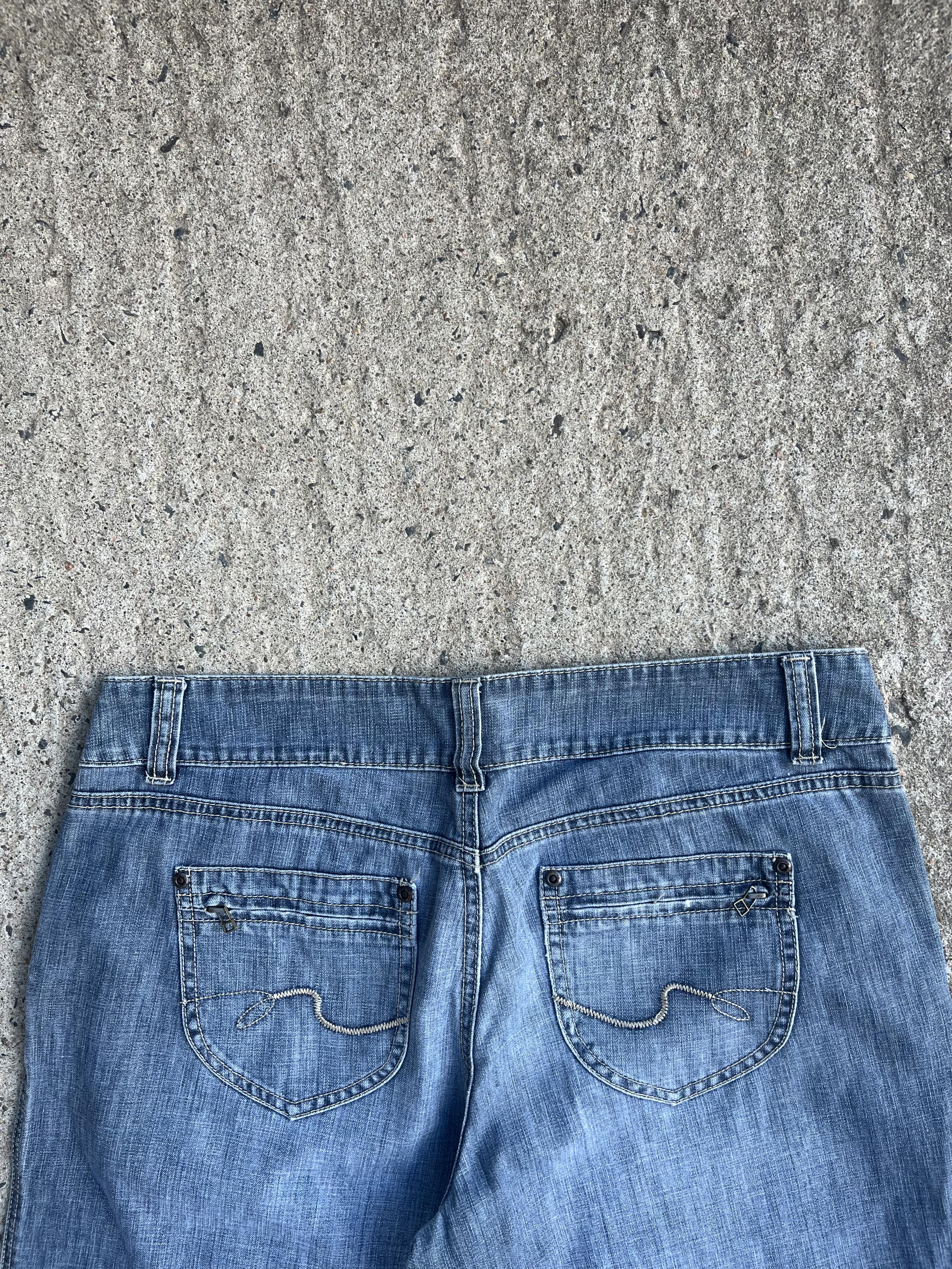Vintage Y2k D Denim Ultra Baggy Skatewear Pants (W31)