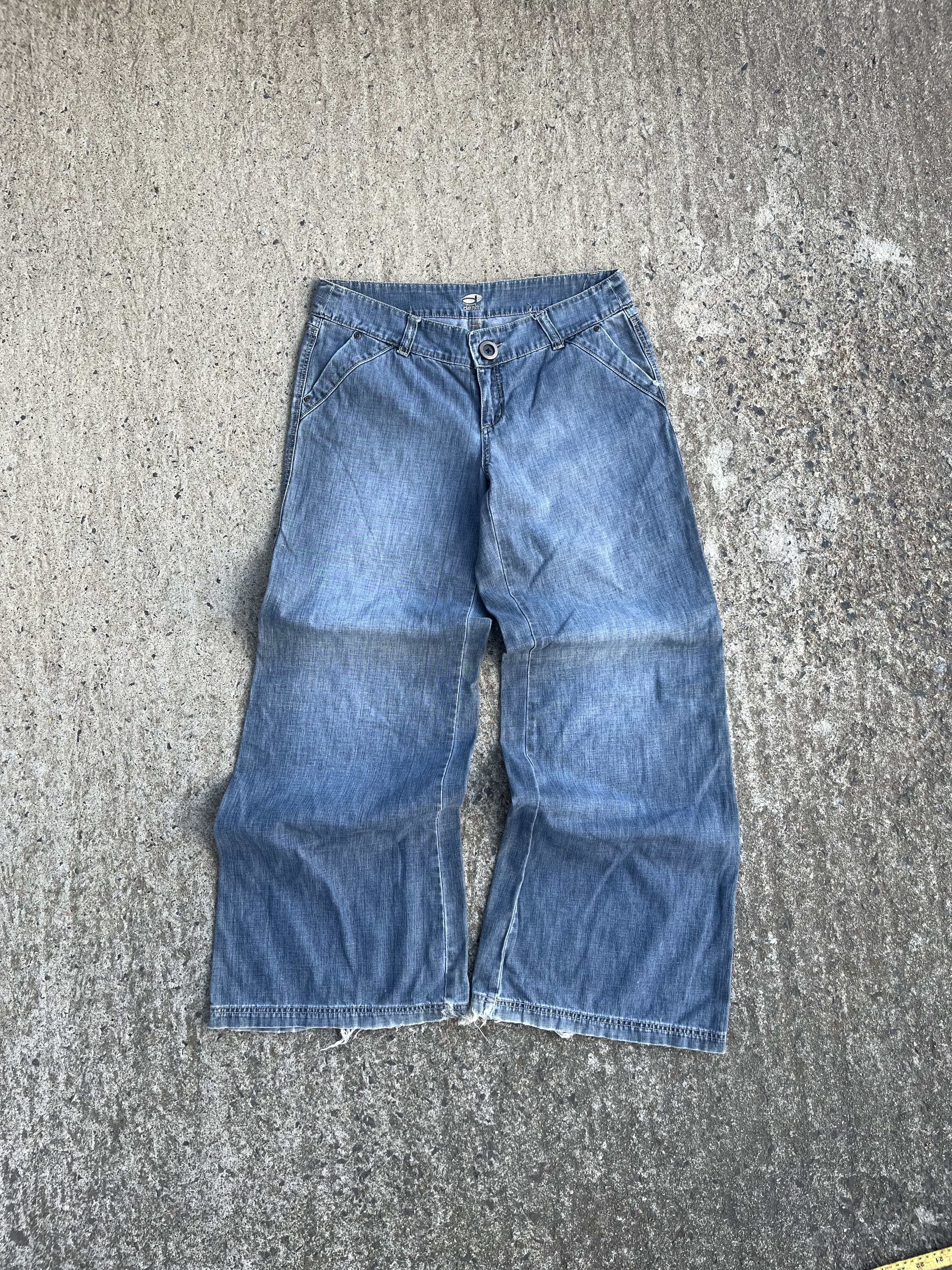 Vintage Y2k D Denim Ultra Baggy Skatewear Pants (W31)