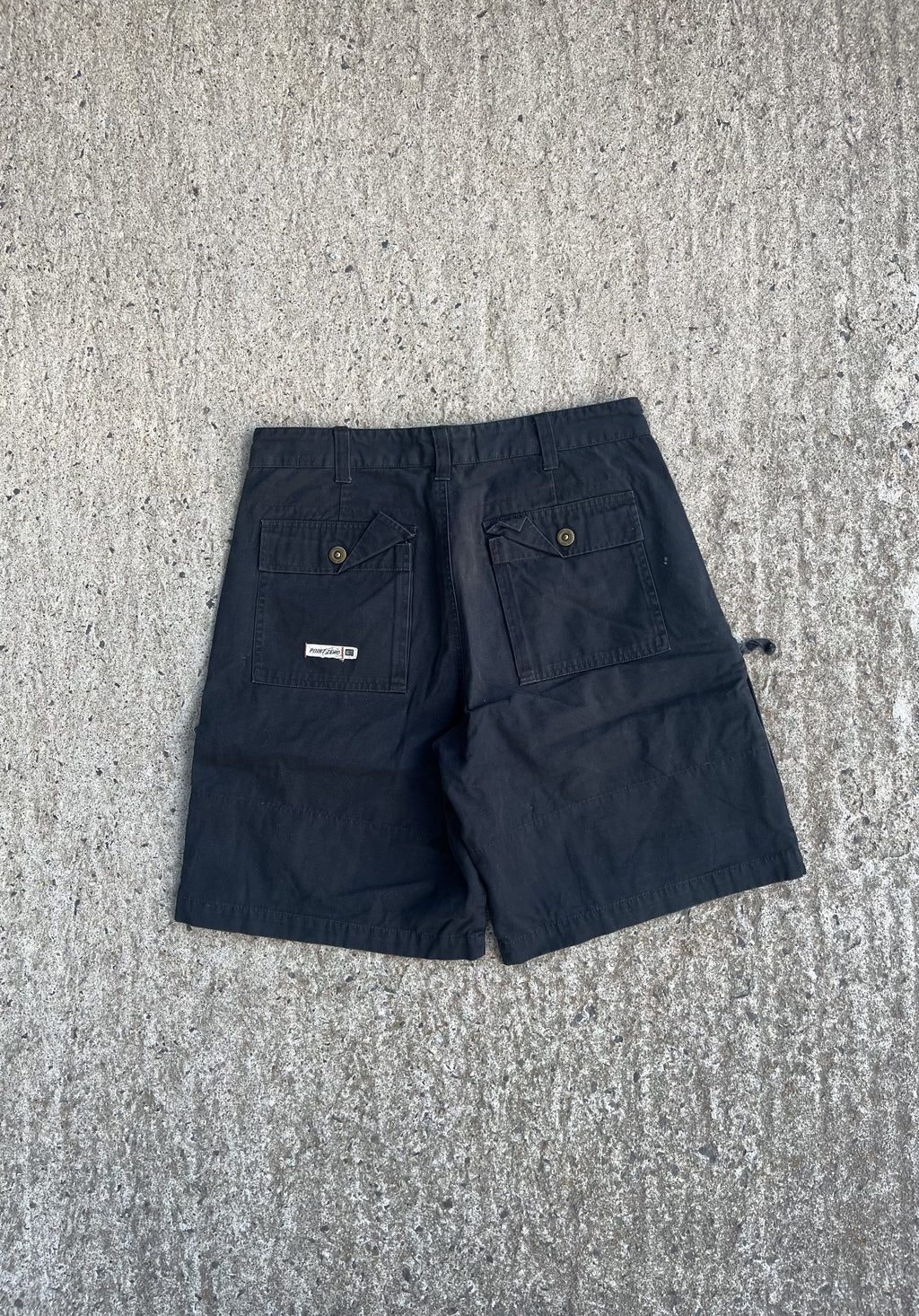 Vintage Y2K Baggy Black Point Zero Cargo Shorts (W34)