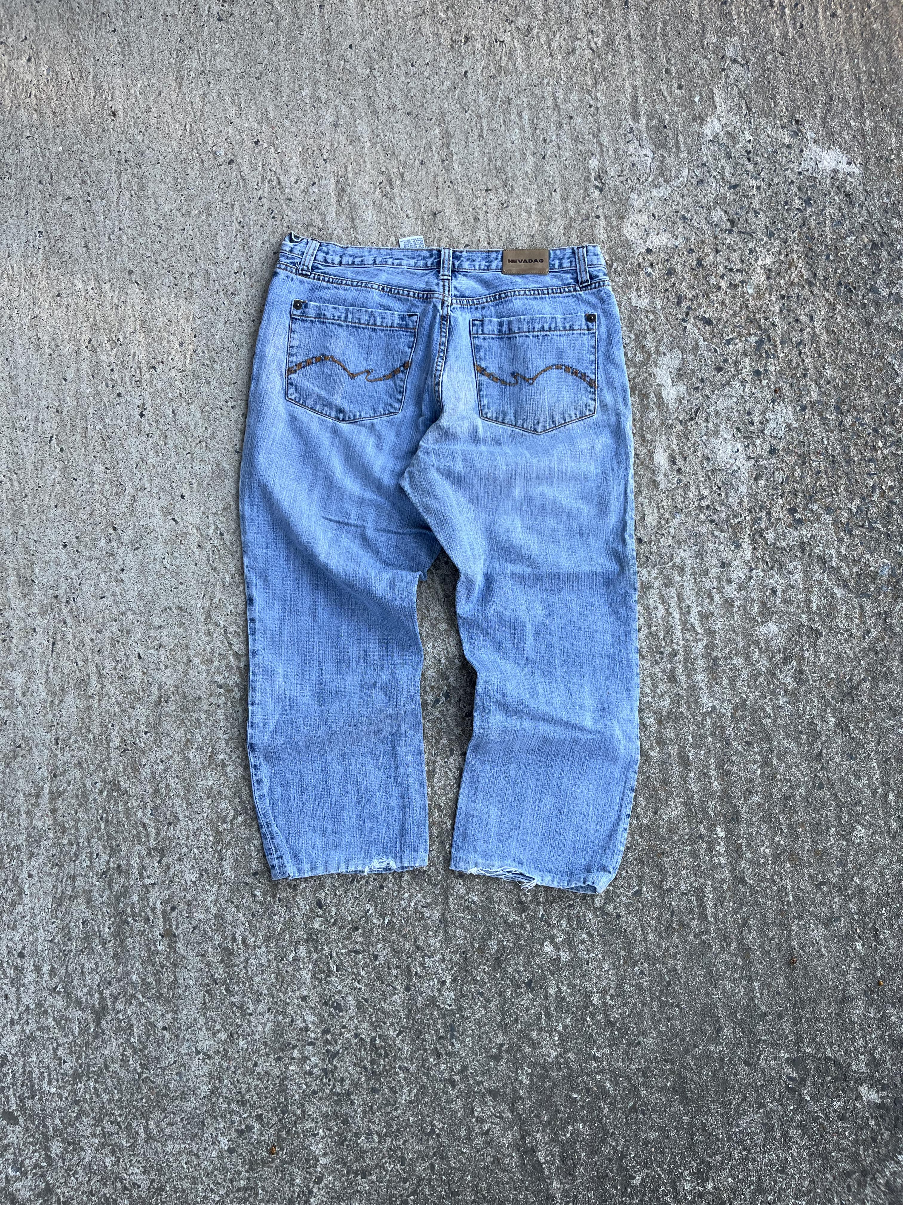 Vintage Y2K Nevada Washed Baggy Jeans (W36)