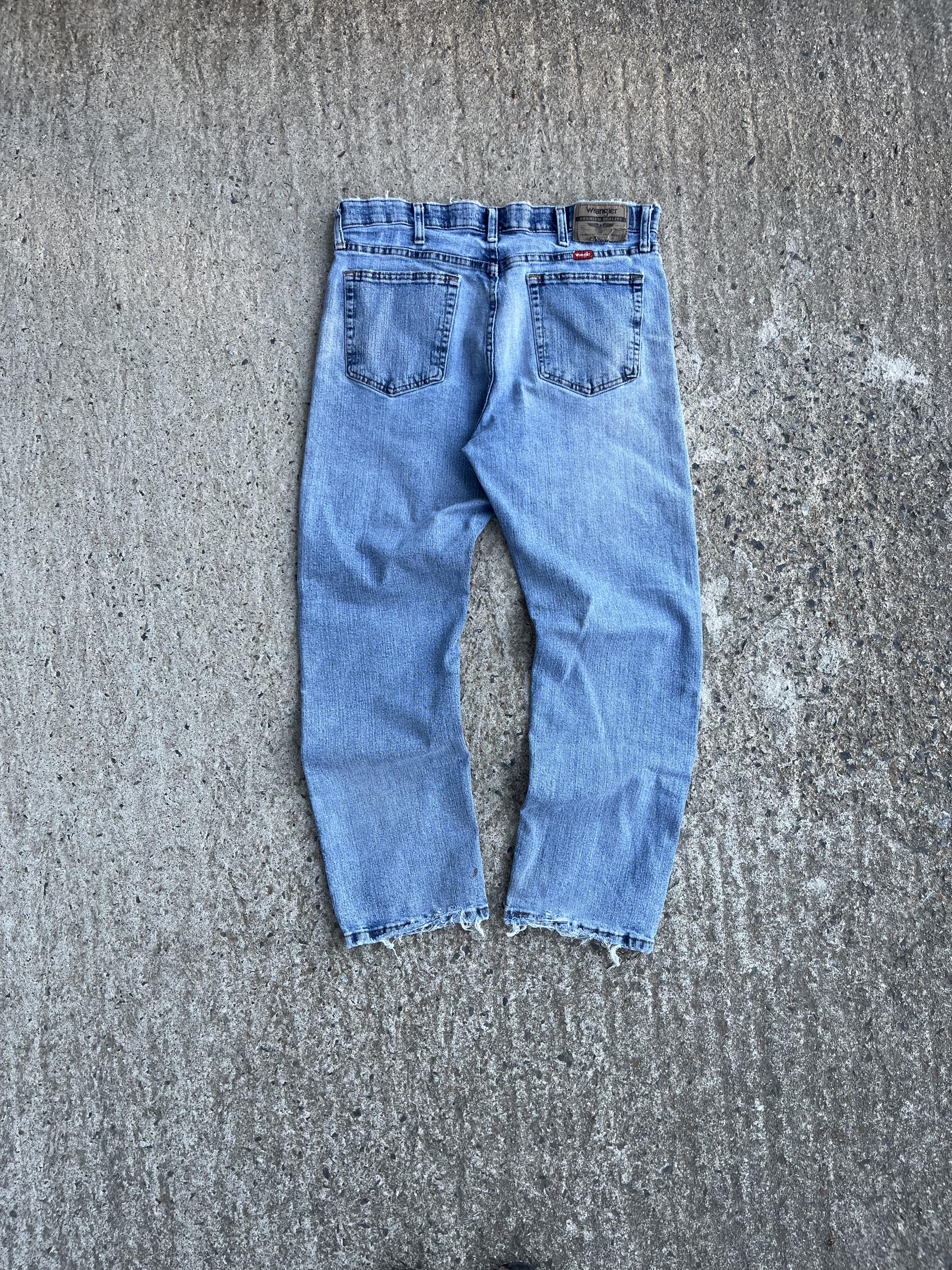 Vintage Y2K Washed Baggy Wrangler Jeans (W34)