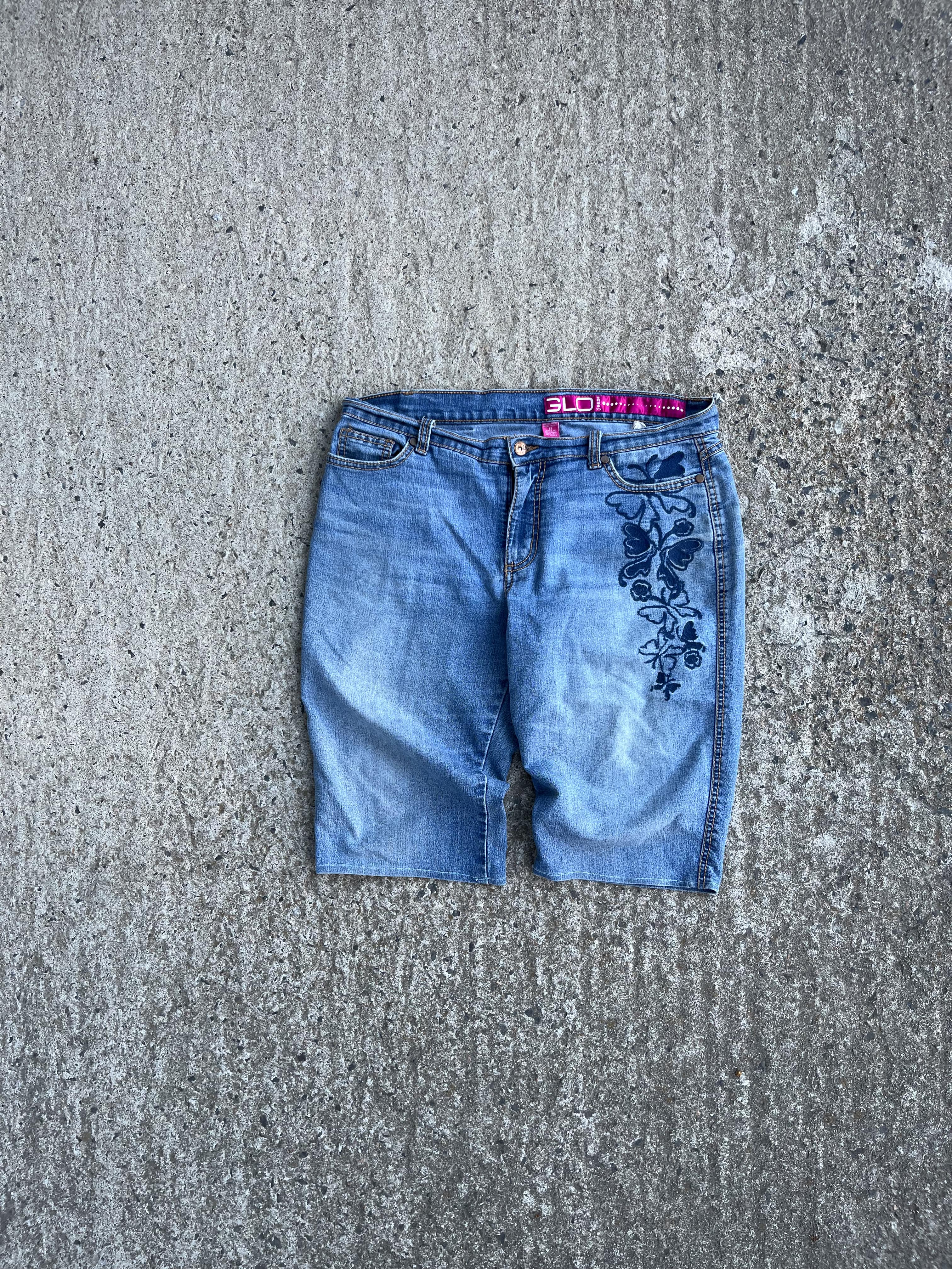 Vintage Y2K GLC Jeans Rose Graphic Baggy Jorts (12)