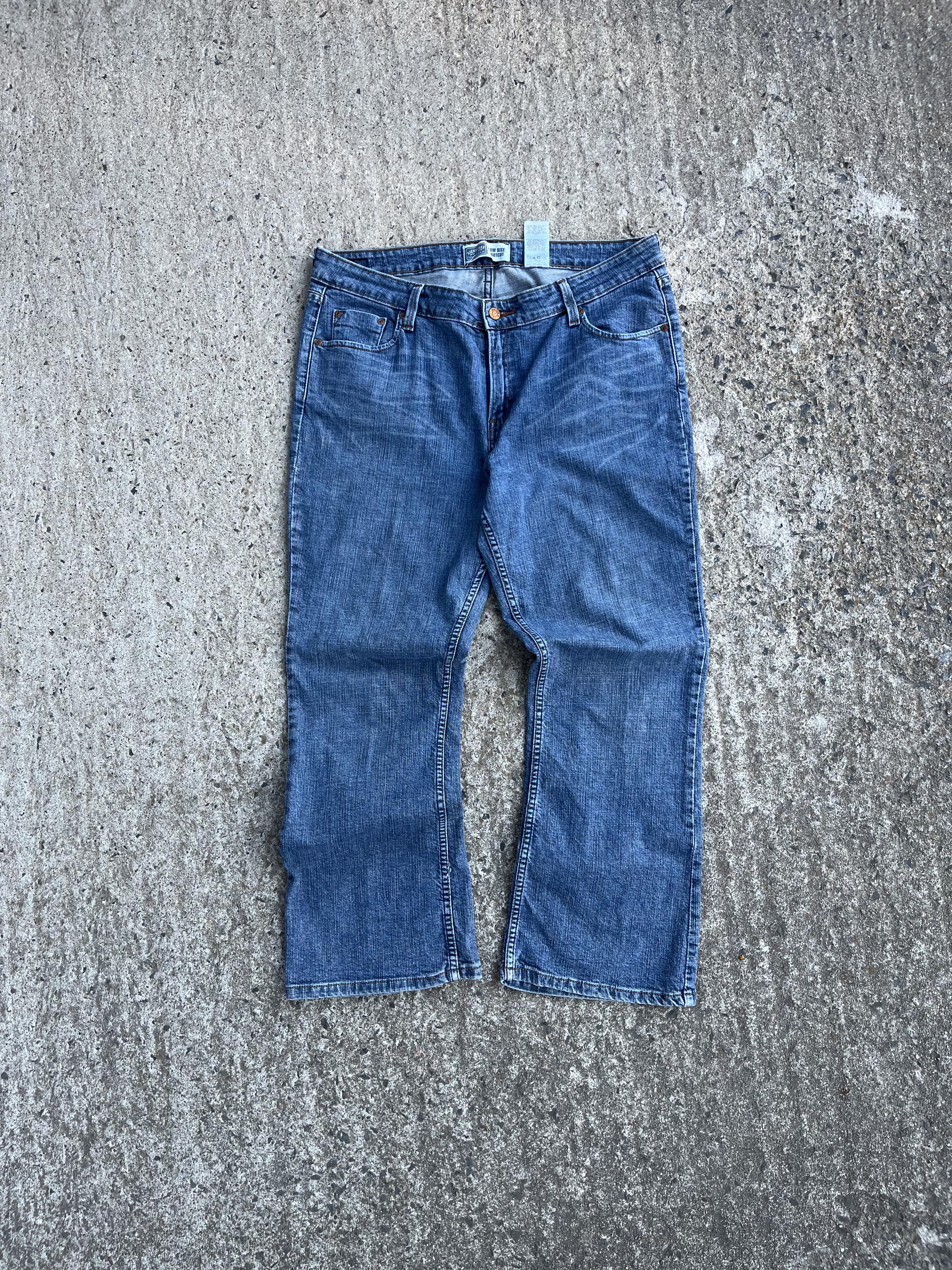 Vintage Y2K Grunge Baggy Faded Levis Denim Jeans (W36)