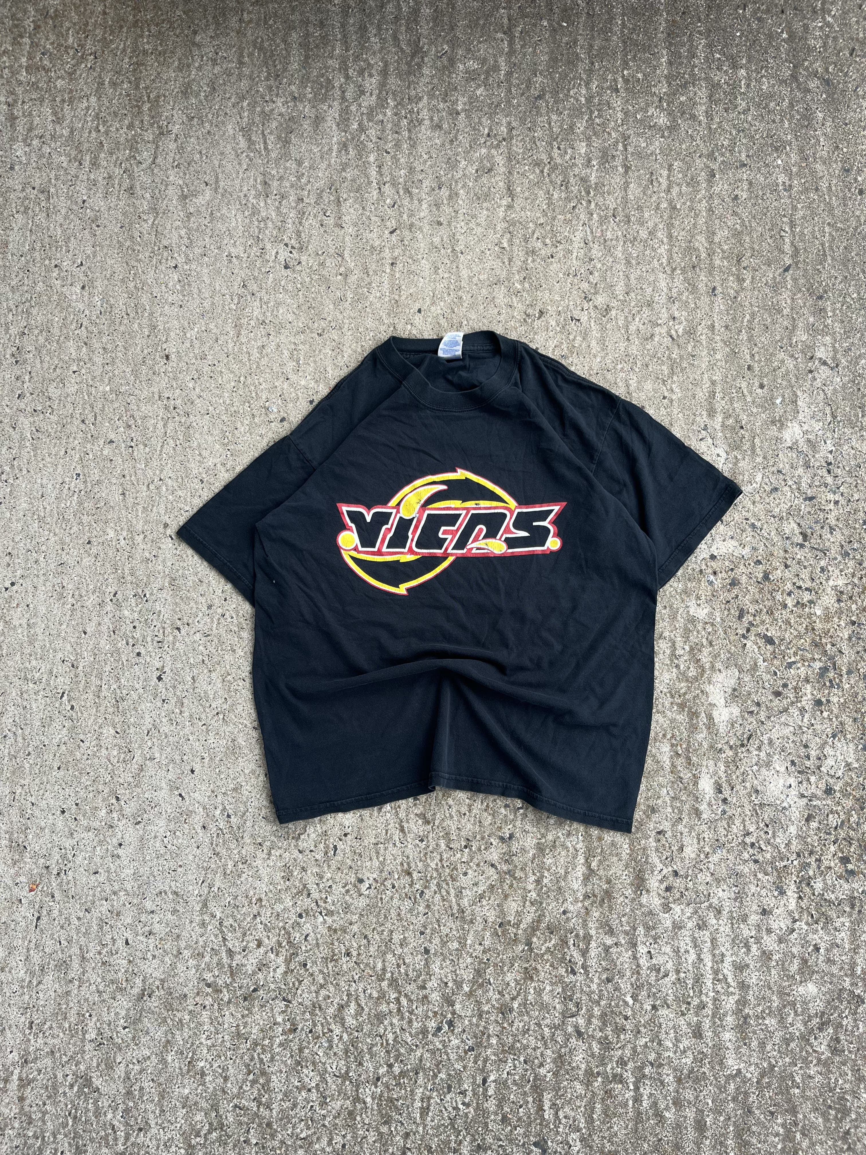 Vintage Y2K Vicos Graphic T-Shirt (L)