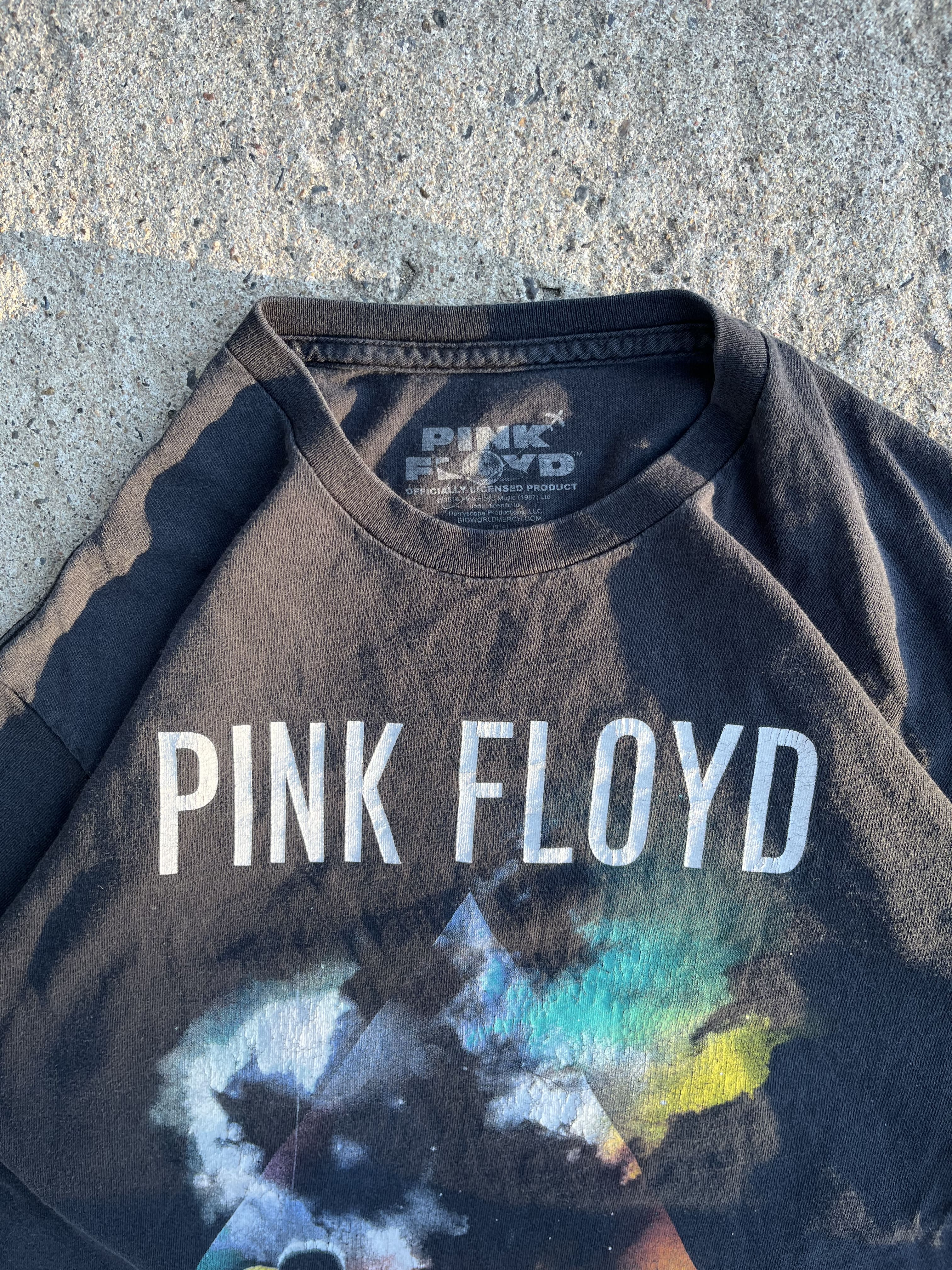 Vintage Y2K Black Pink Floyd Band Graphic T-Shirt (M)