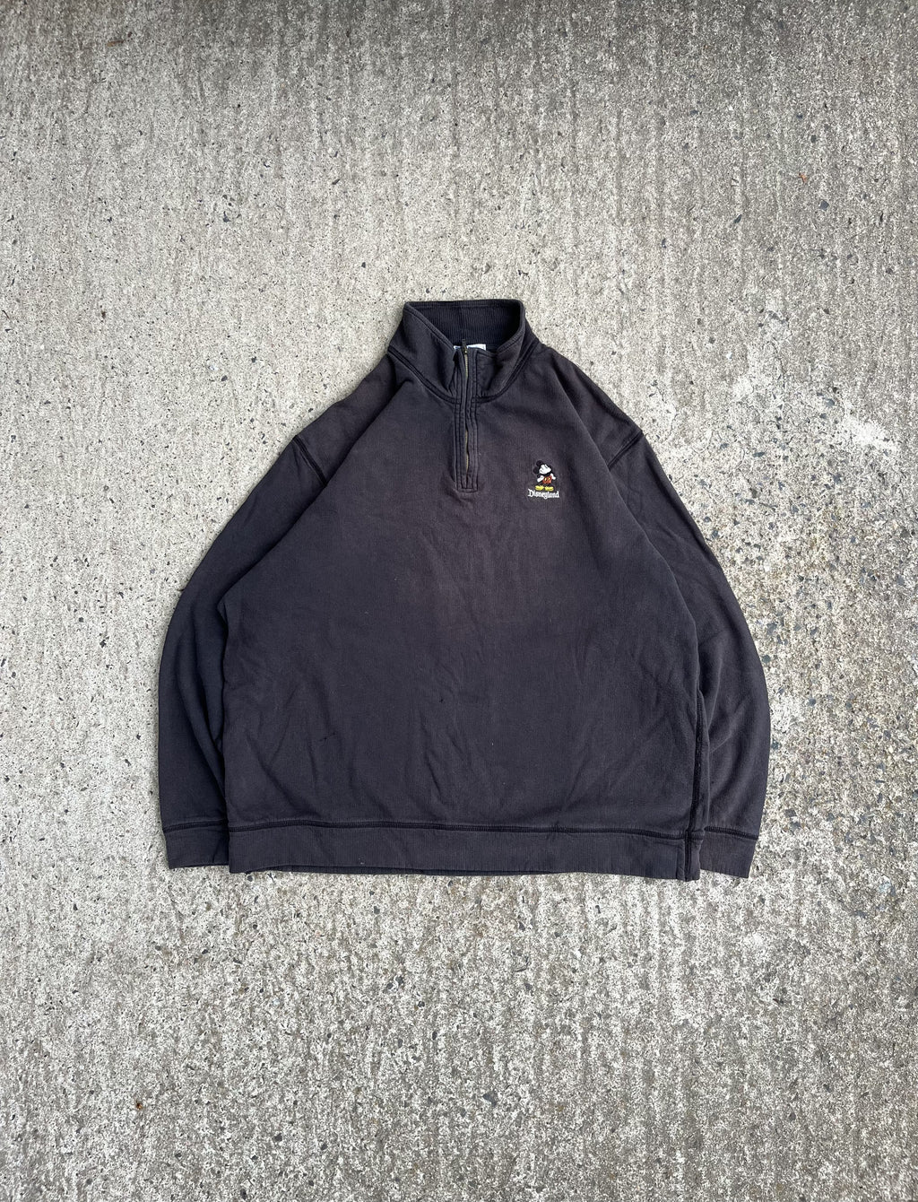 Vintage Y2K Sun Faded Black Disneyland Quarter Zip (XL)