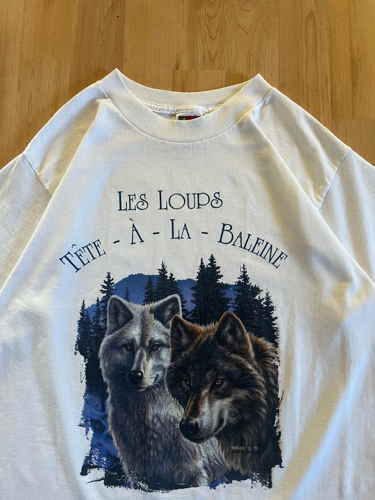 2001 White Tête-A-La-Baleine Wolf Graphic Heavyweight T-Shirt (M)