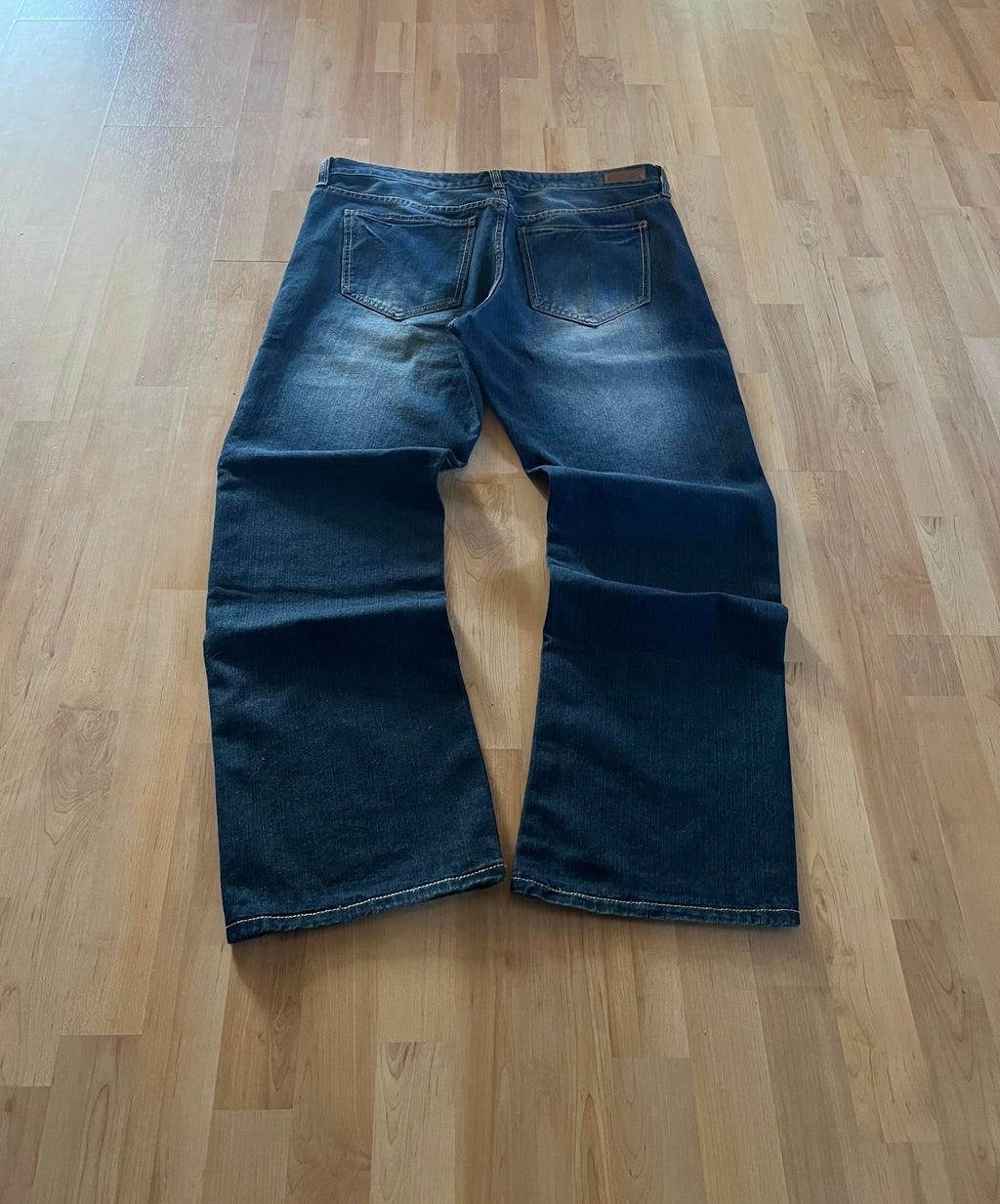 Y2K Grunge Faded ECKO UNLTD Distressed Baggy Denim Jeans (W36)
