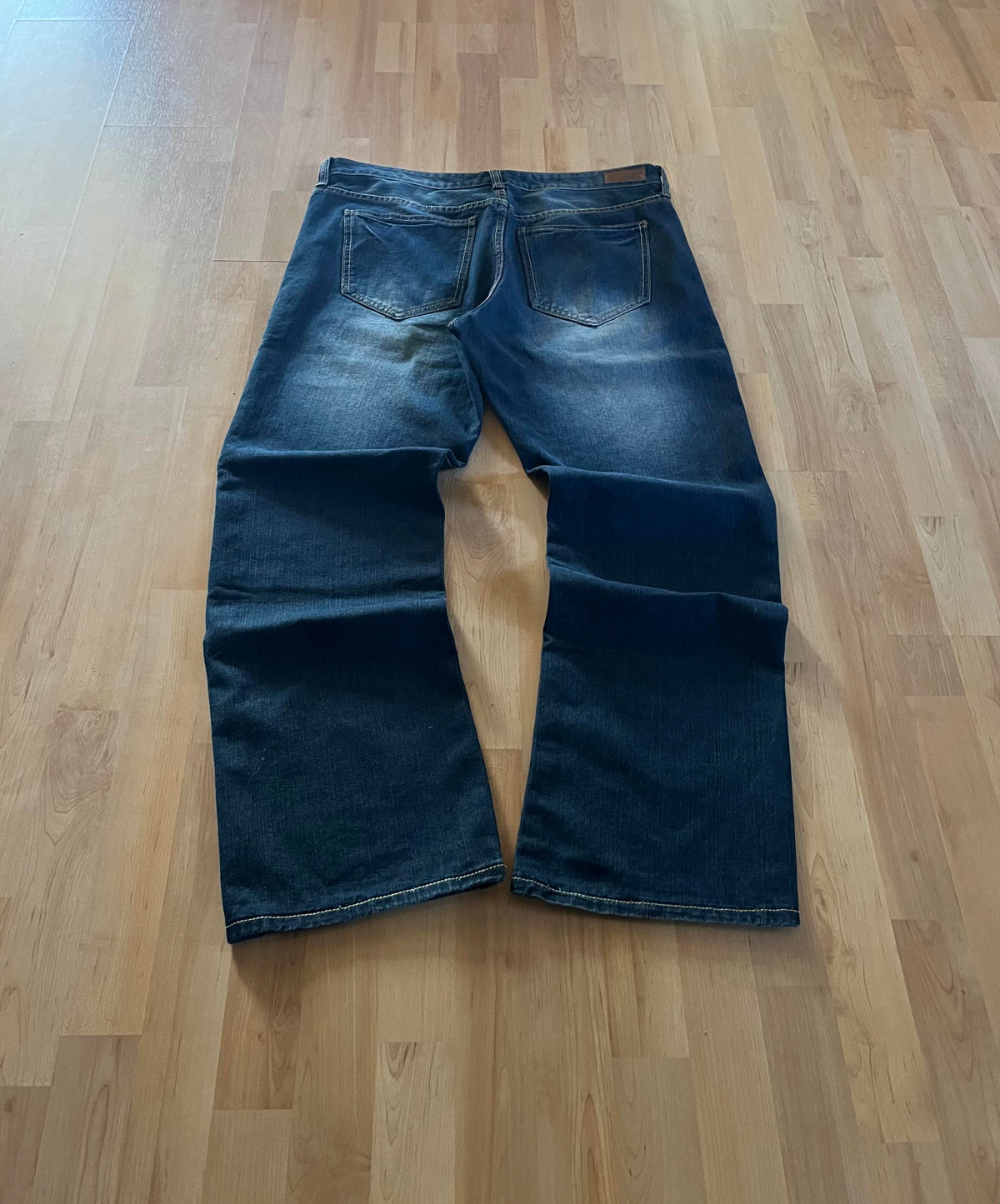 Y2K Grunge Faded ECKO UNLTD Distressed Baggy Denim Jeans (W36)