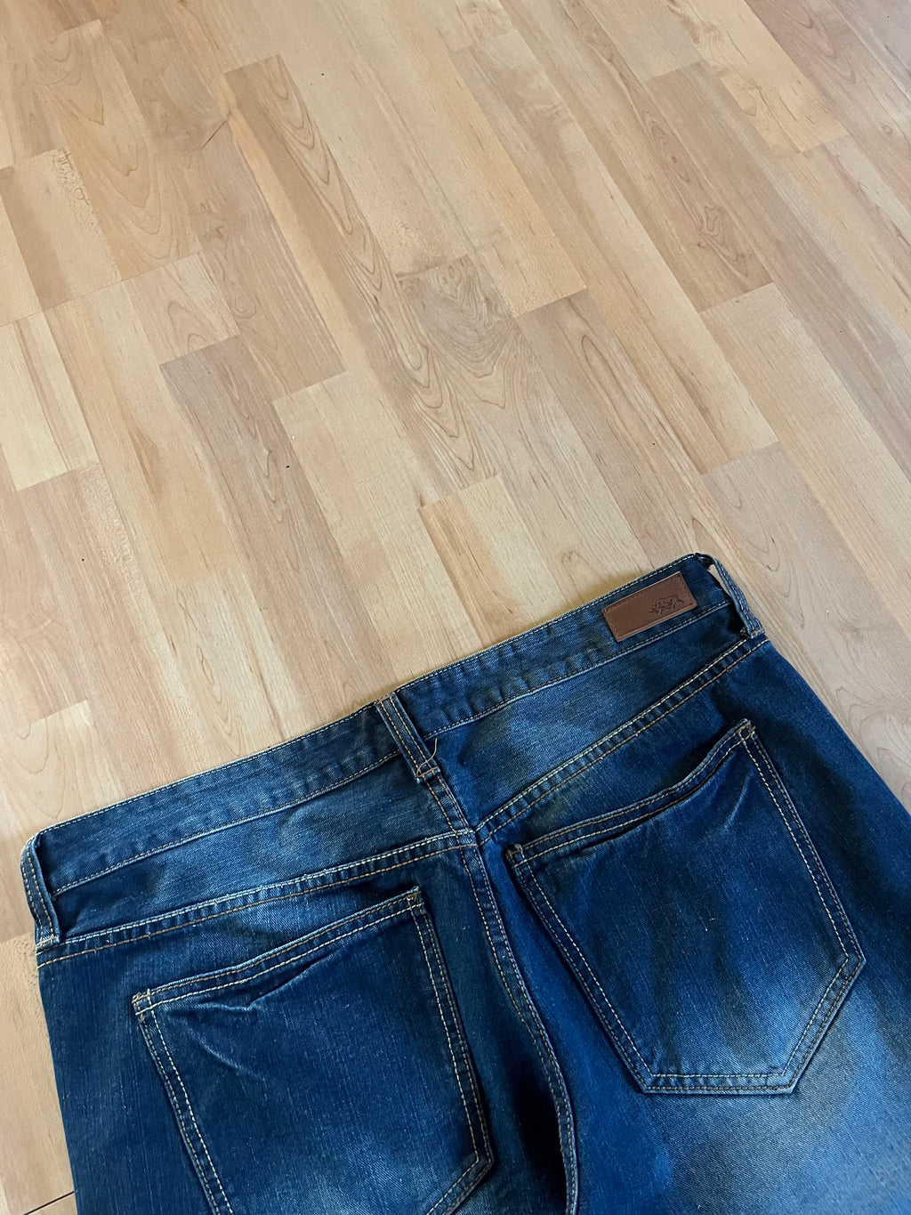 Y2K Grunge Faded ECKO UNLTD Distressed Baggy Denim Jeans (W36)