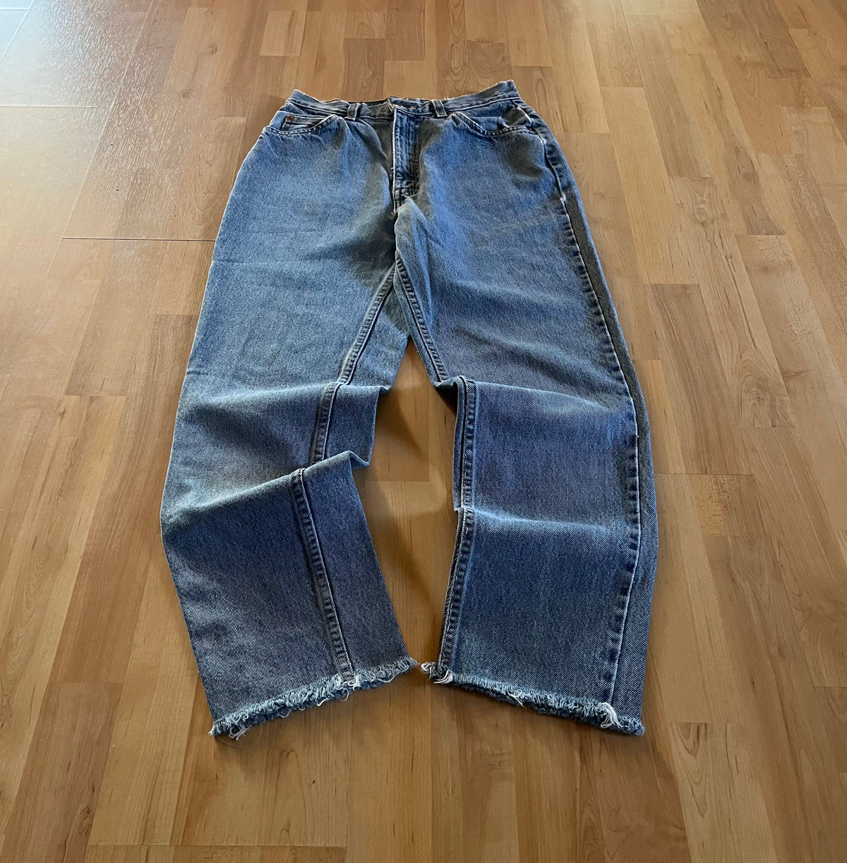 90s Blue Faded Levi's Orange Tab Baggy Denim Jeans (W27)