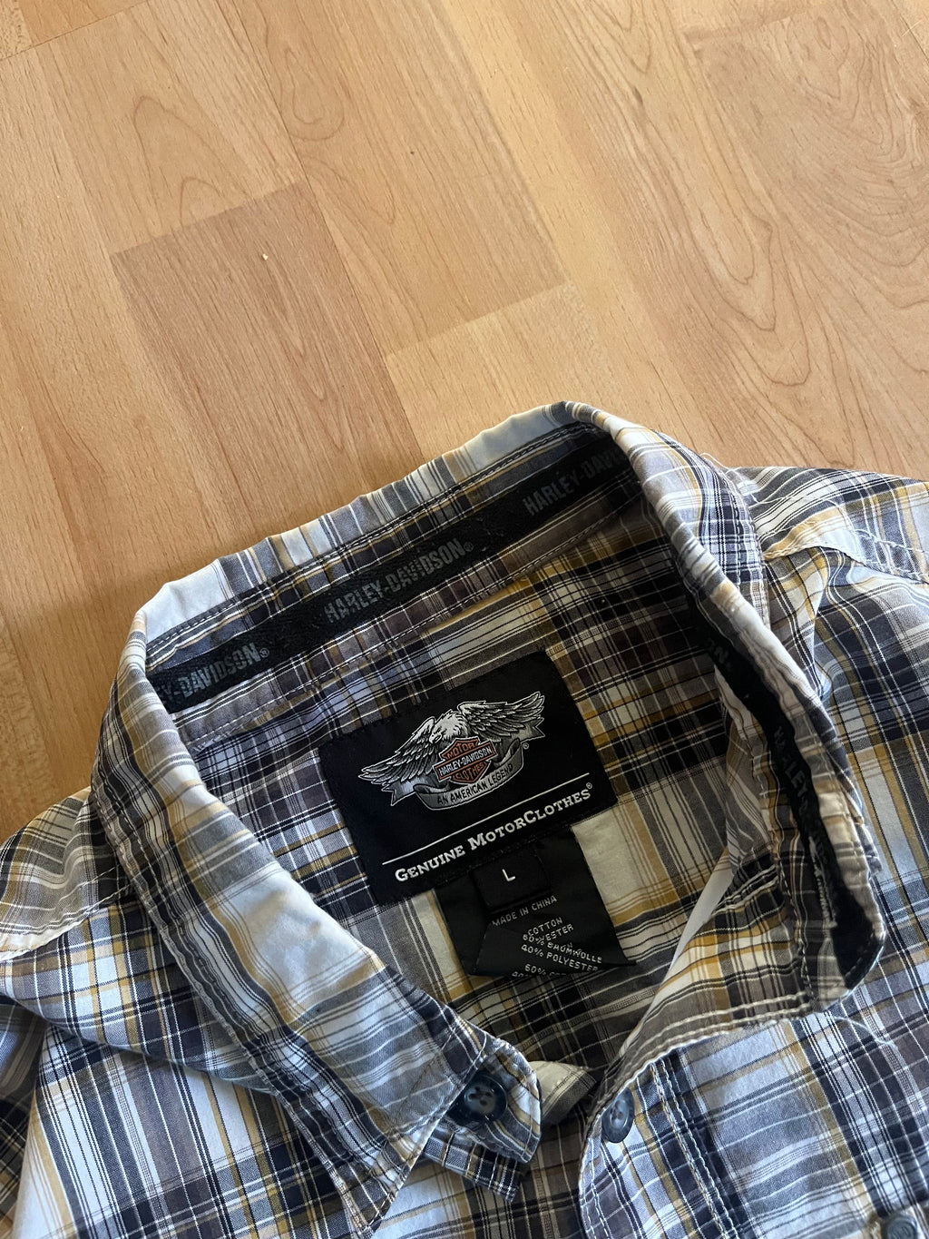 Y2K Black, White & Gold Harley Davidson Embroidered Button-Up Shirt (L)