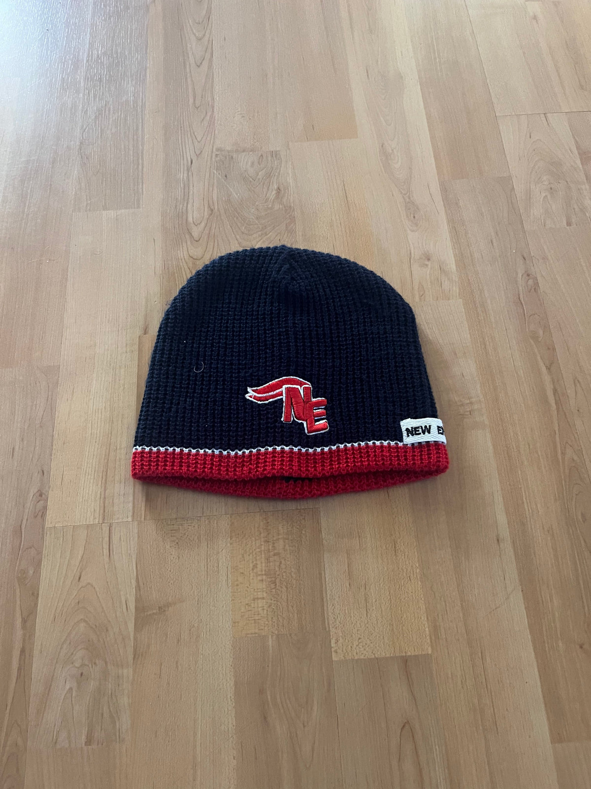 00s 2 Tone Embroidered New England Patriots NFL Beanie