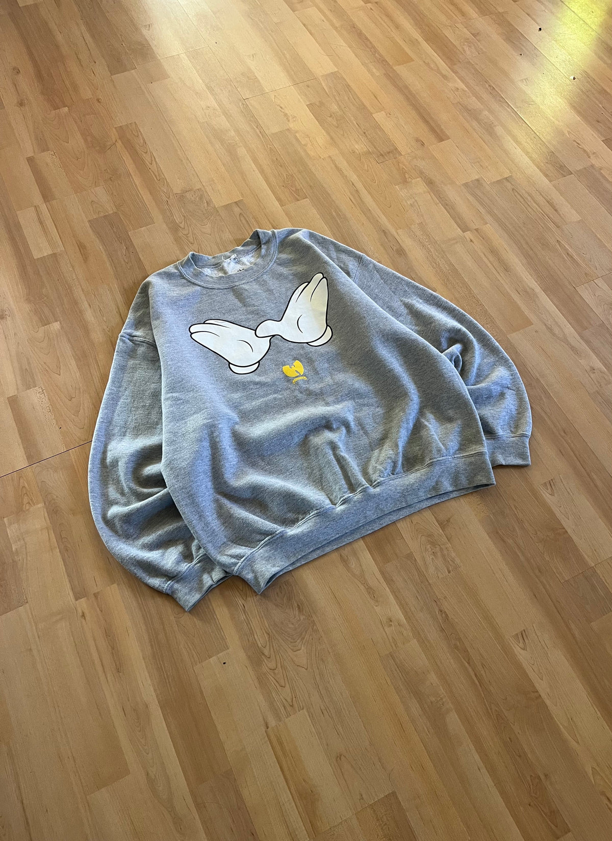 00s Grey Wu-Tang Clan Graphic Heavyweight Crewneck (L)