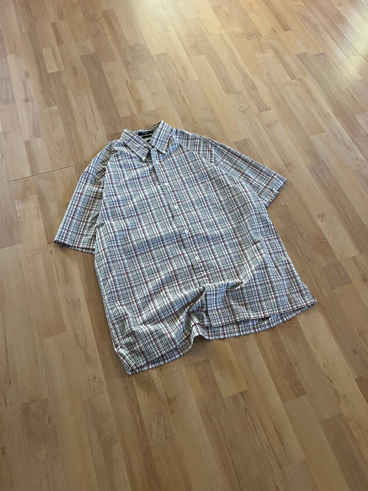 00s Old Money Style Nautica Checkered Button-Up (M)