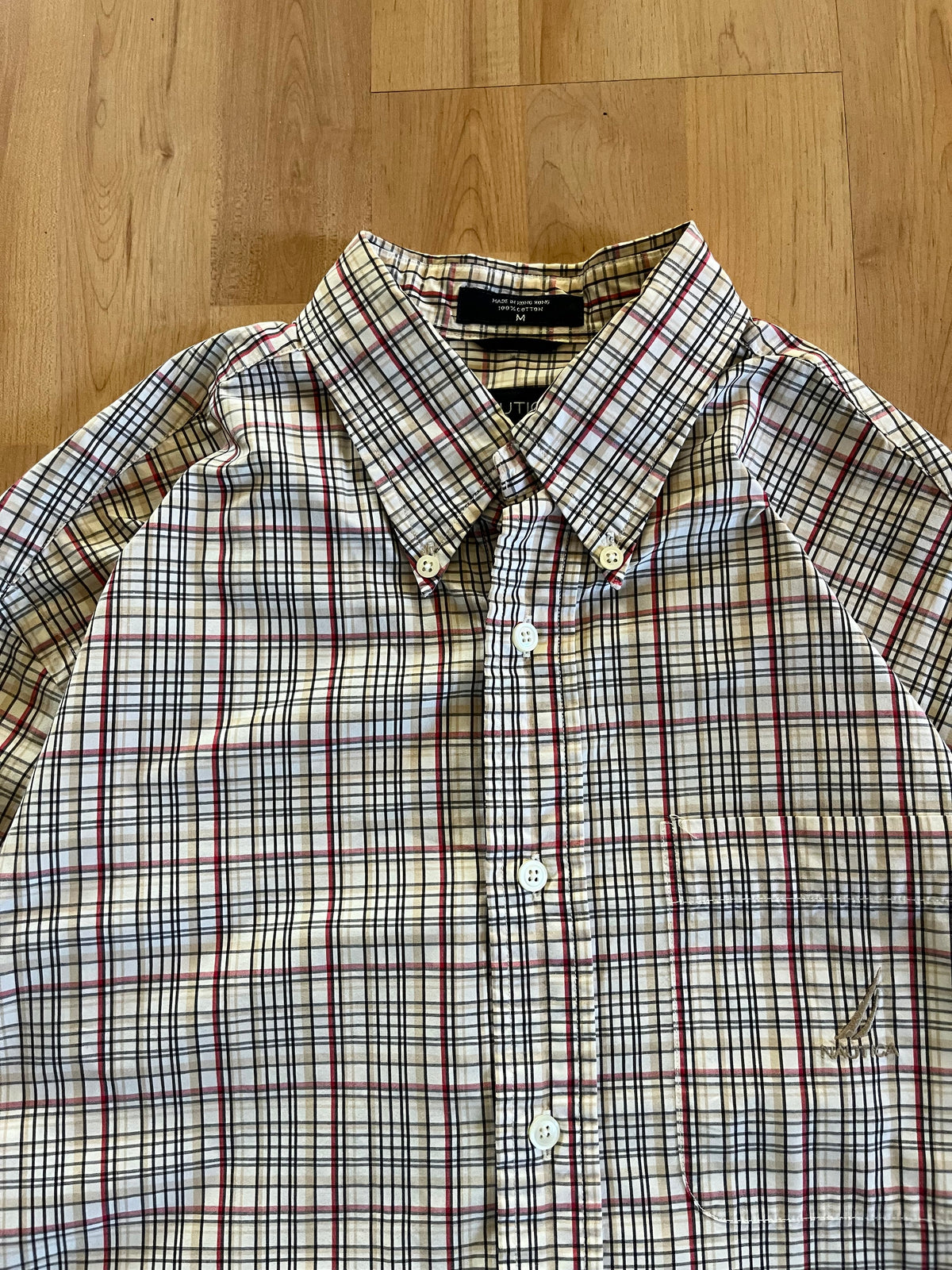 00s Old Money Style Nautica Checkered Button-Up (M)