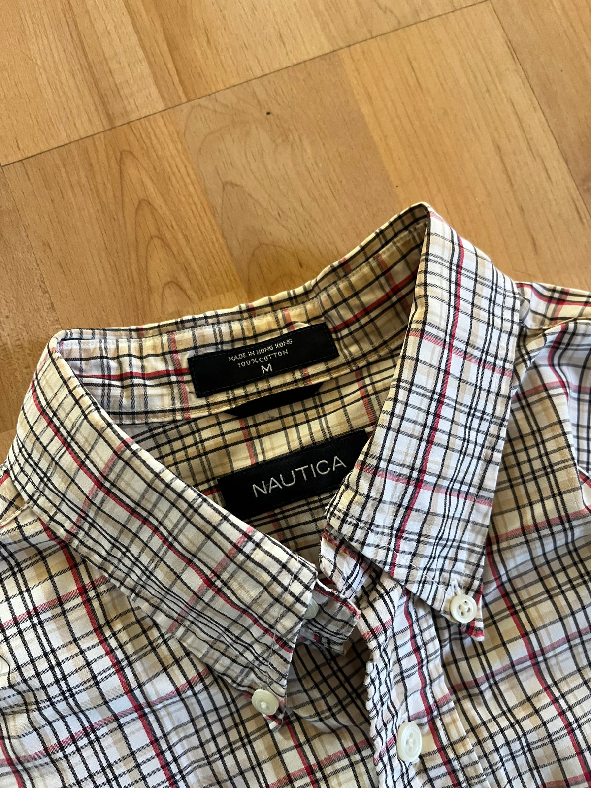 00s Old Money Style Nautica Checkered Button-Up (M)