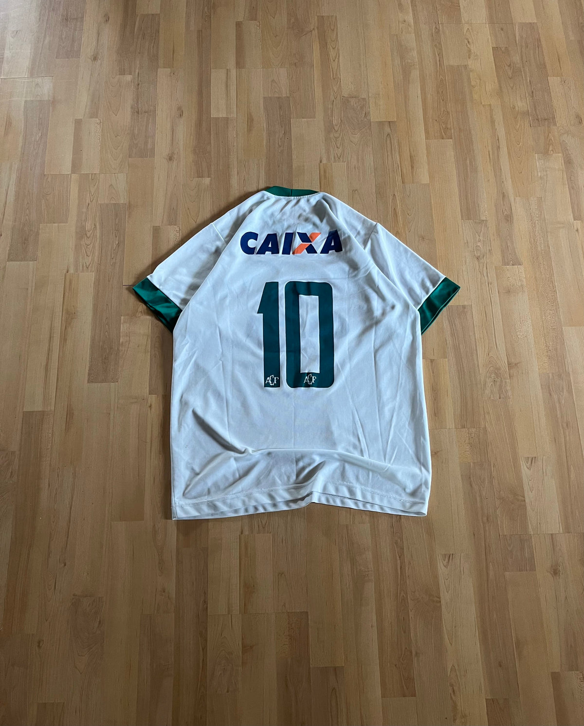 2017 Retro Umbro Chapecoense #10 Soccer Heavyweight Kit (L)