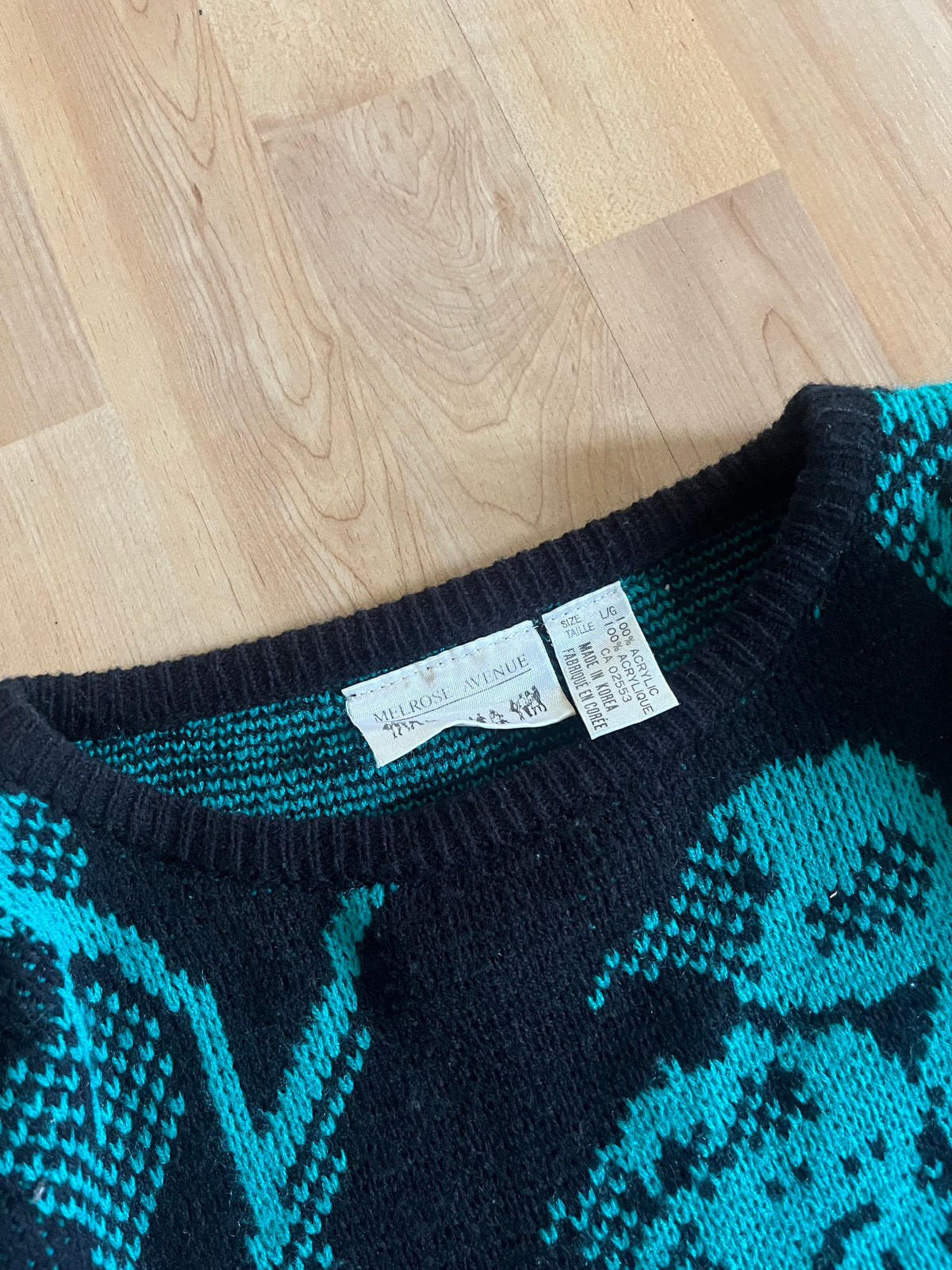 90s Melrose Avenue Black & Teal Floral Rose Knit Sweater (L)