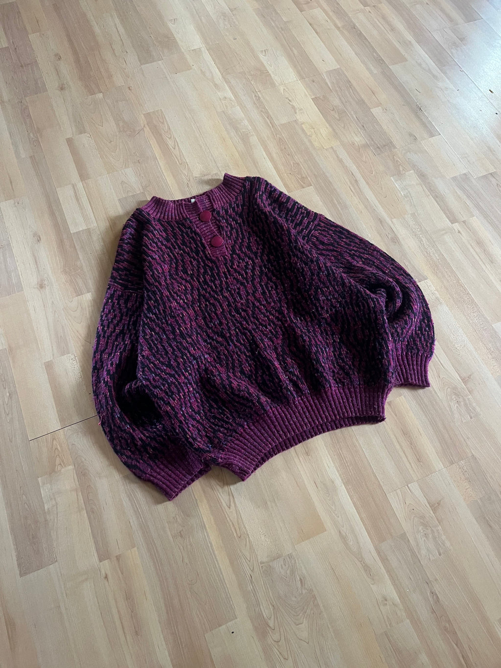 90s Impromptu Berry & Black Aztec Pattern Boxy Henley Knit Sweater (L)