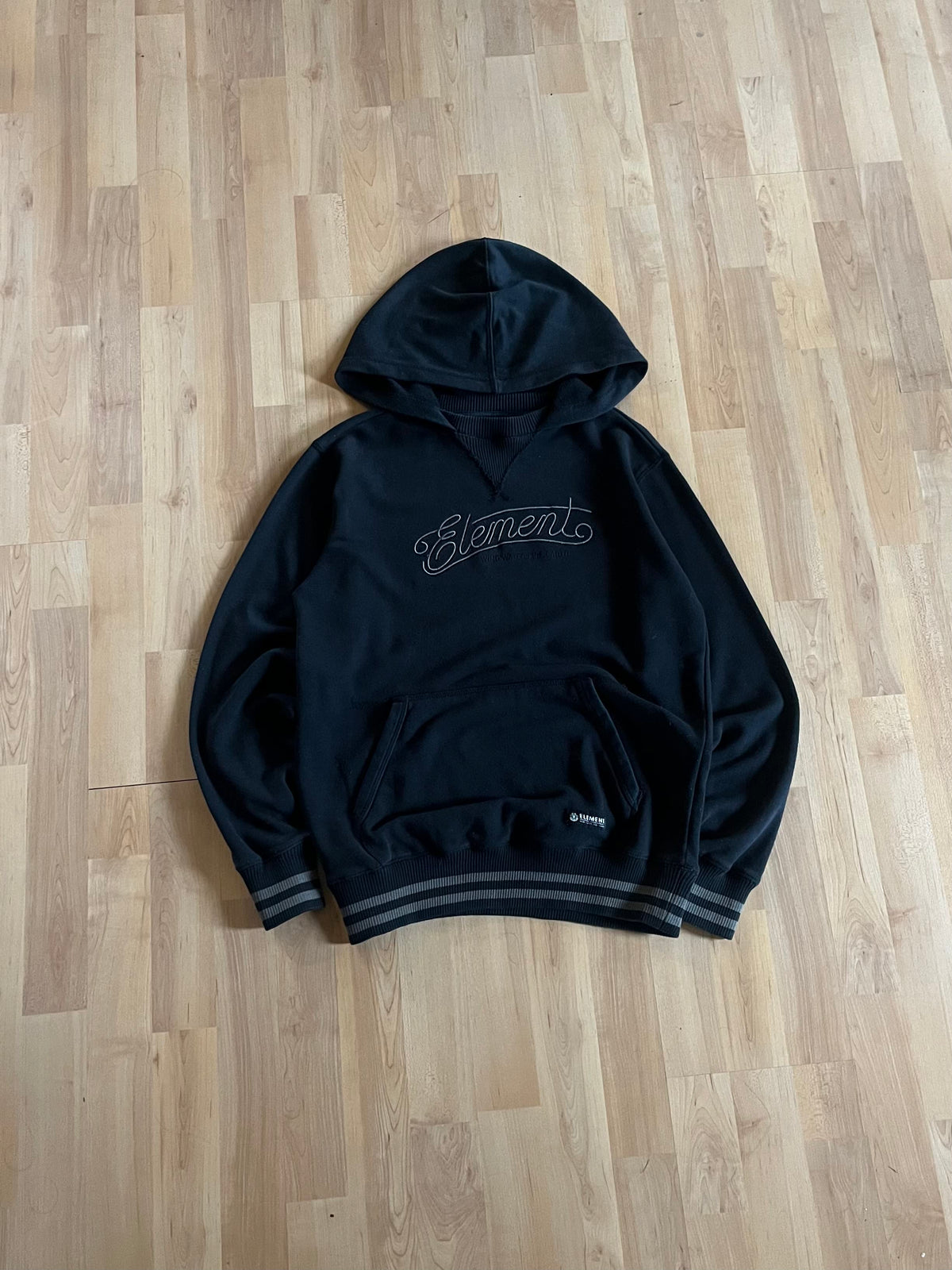 Y2K Black Element Heavyweight Cursive Spellout Hoodie (S)