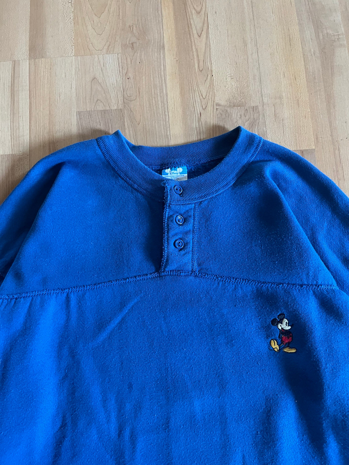 90s Blue Disney Mickey Mouse Small Logo Embroidered Henley Crewneck (L)