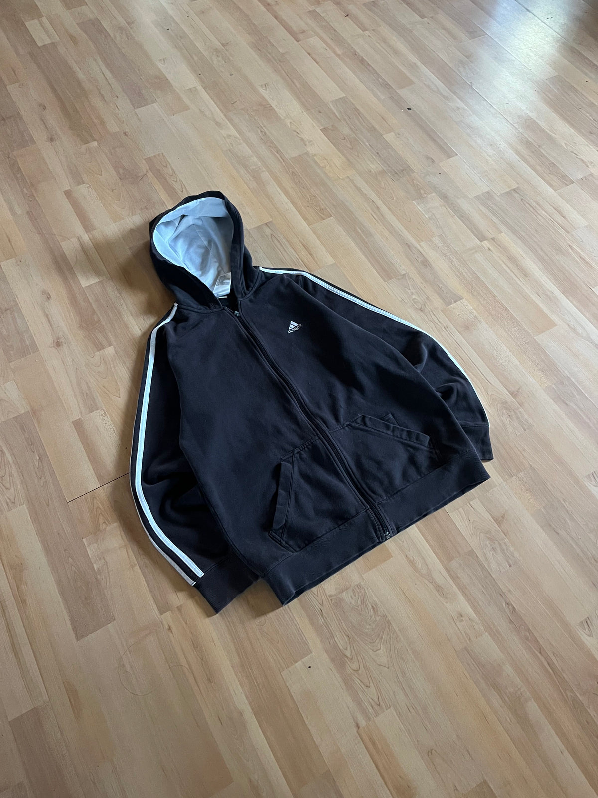 00s Black & White Adidas Cyber Graphic Ripple Back Zip-Up Hoodie (S)