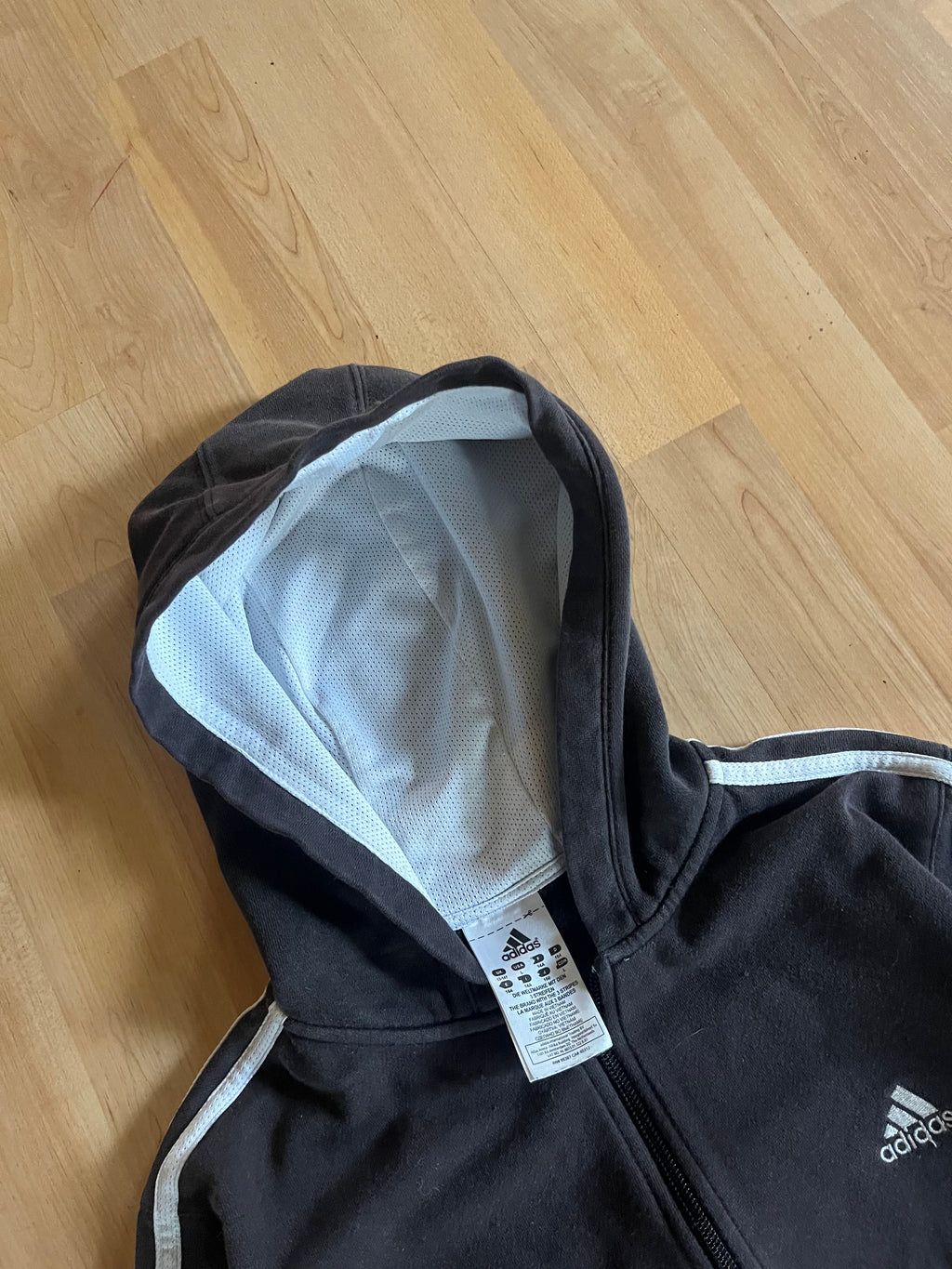 00s Black & White Adidas Cyber Graphic Ripple Back Zip-Up Hoodie (S)