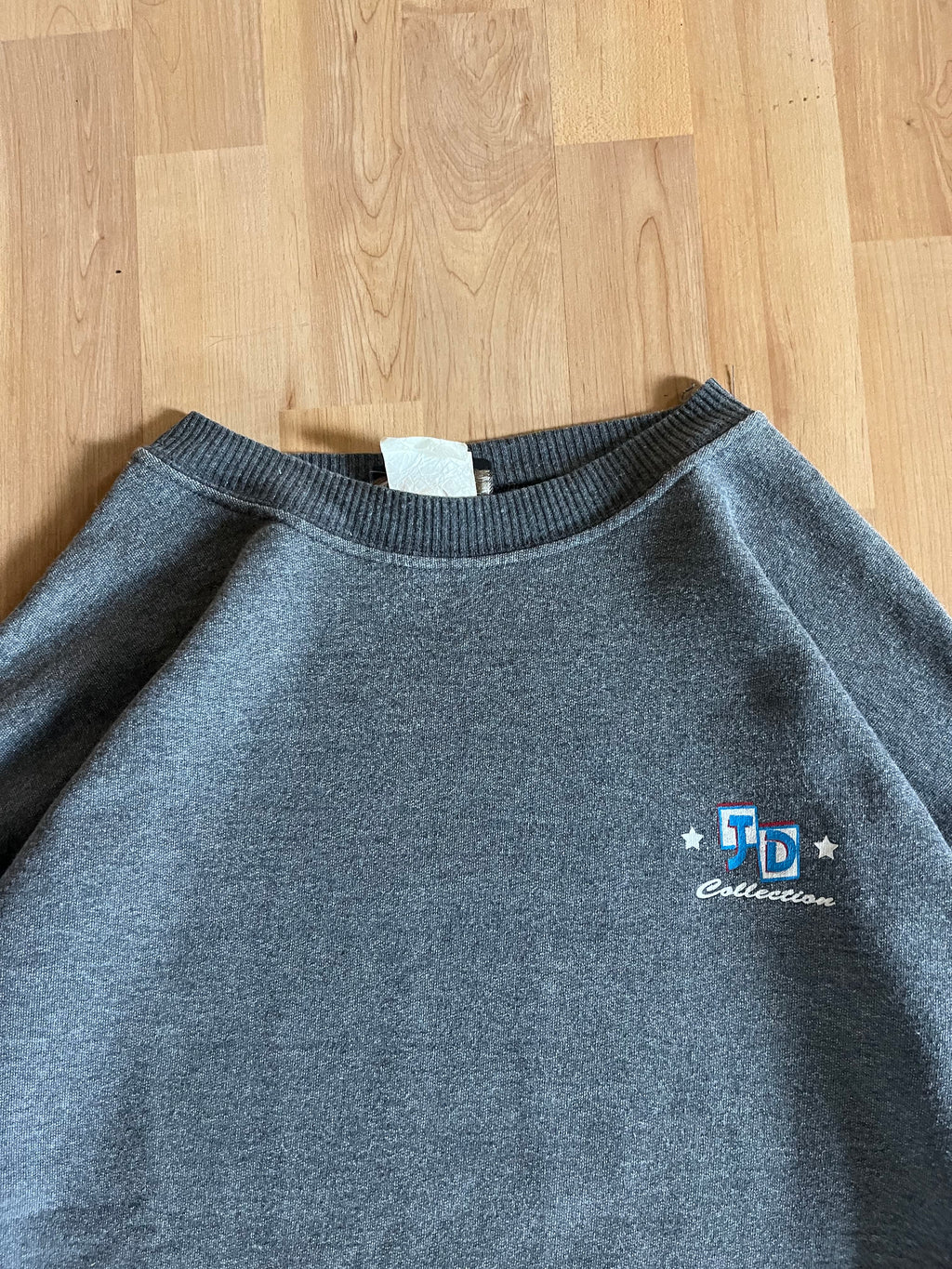90s Grey Minimalist JD Collection Small Crewneck (M)