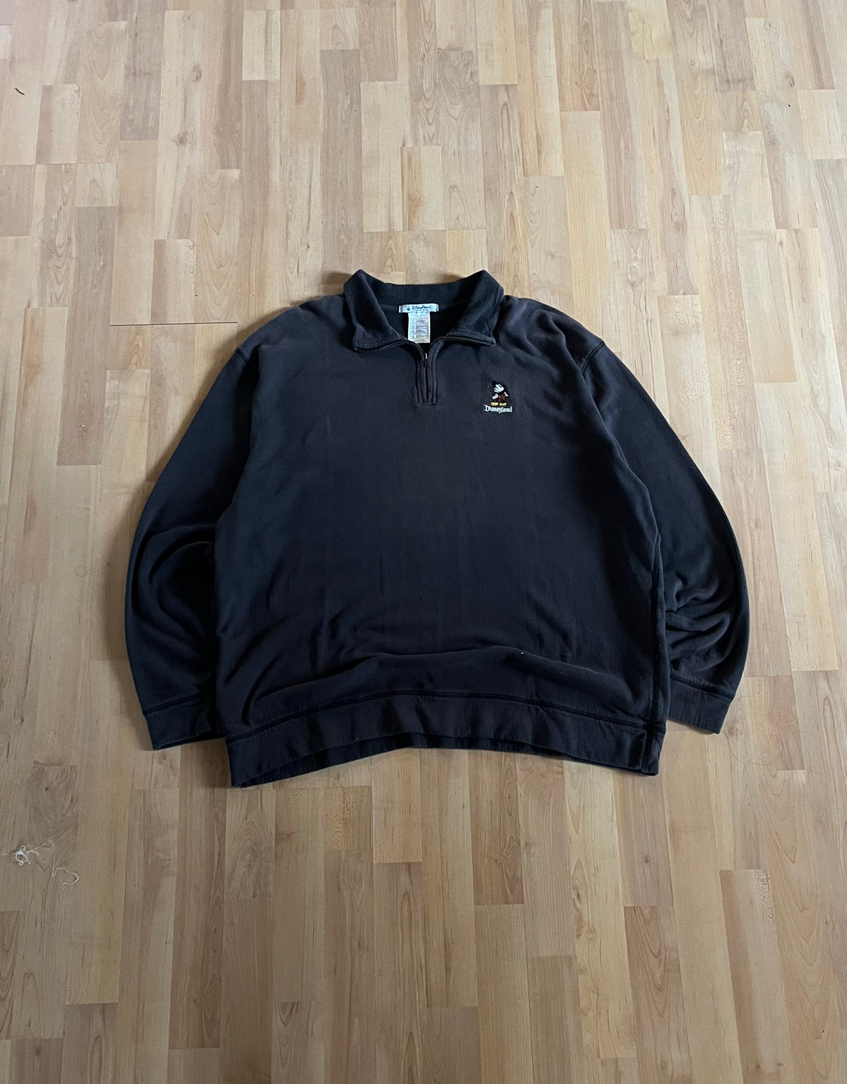 00s Charcoal Black Faded Disneyland Mickey Mouse Quarter Zip (XL)