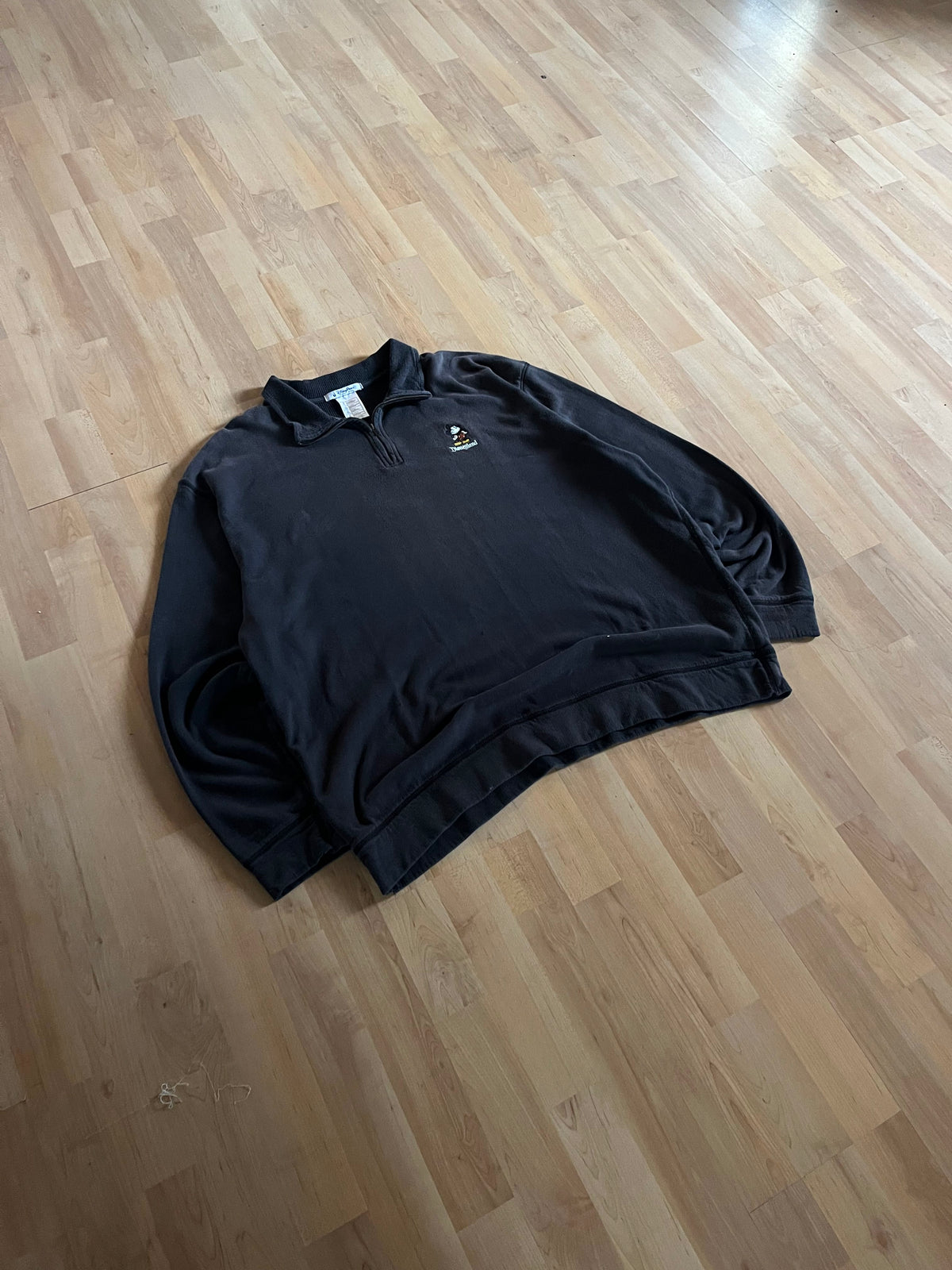 00s Charcoal Black Faded Disneyland Mickey Mouse Quarter Zip (XL)