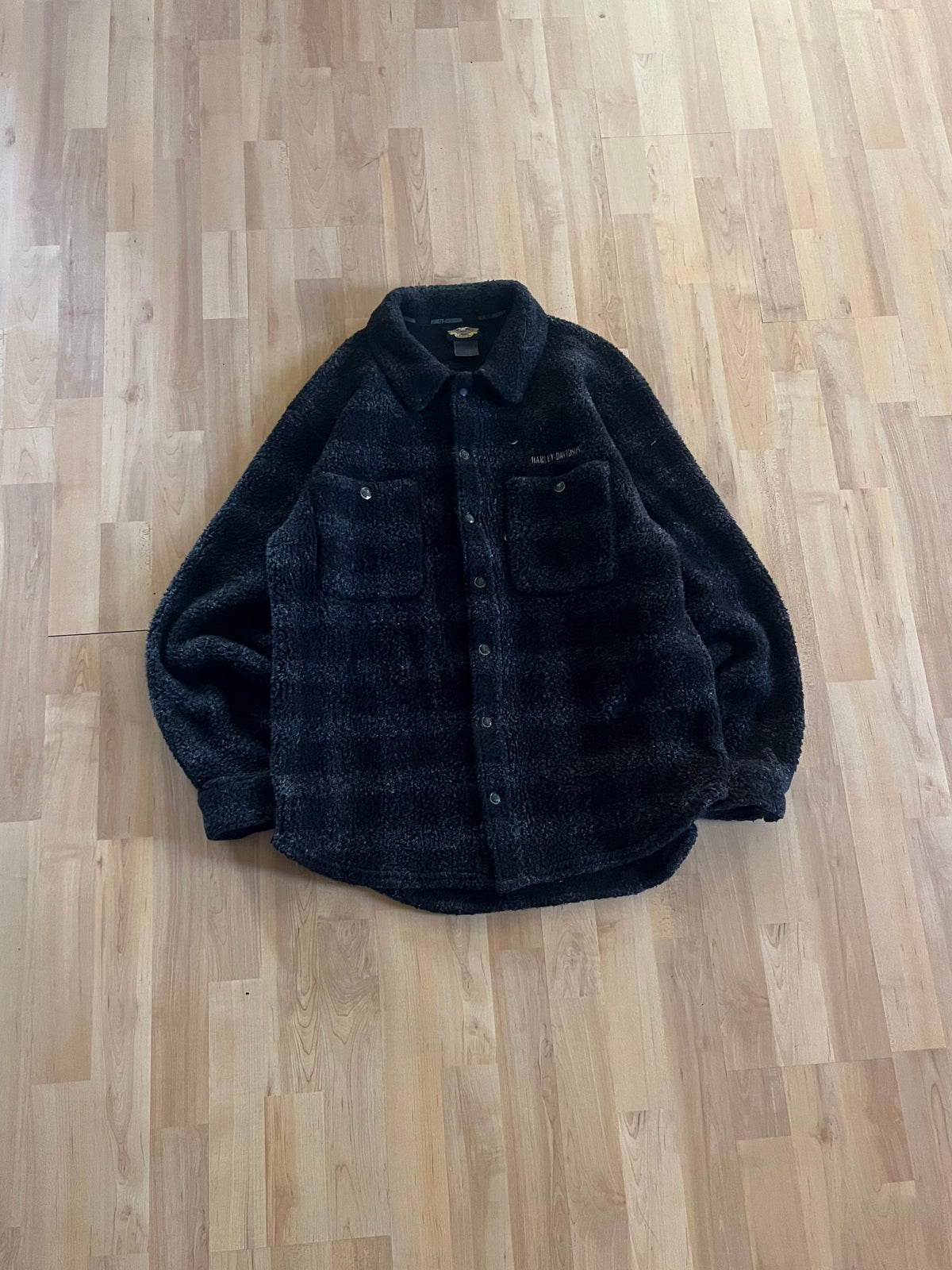 00s Black & Grey Harley Davidson Plaid Button Up Fleece (L)