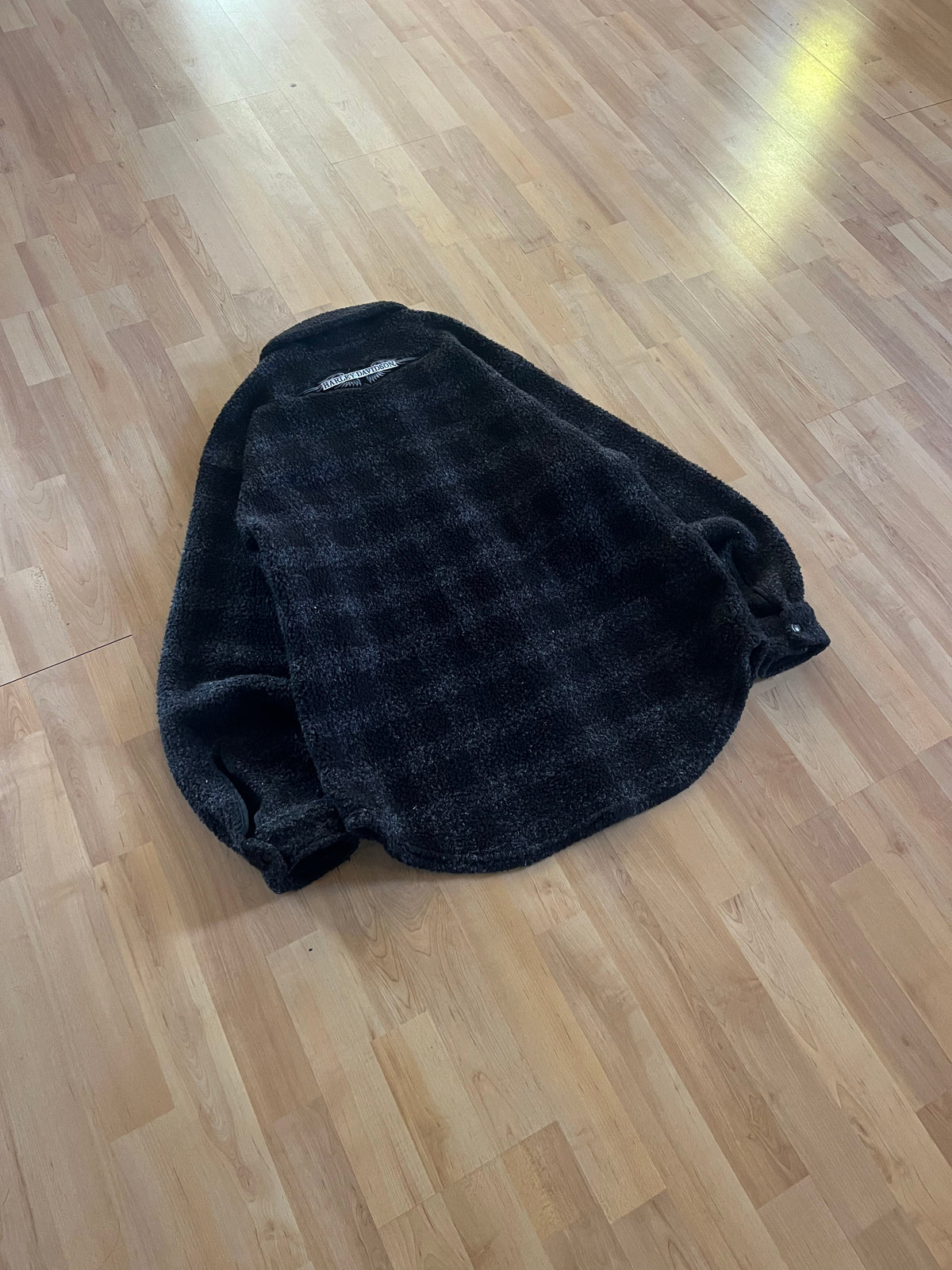 00s Black & Grey Harley Davidson Plaid Button Up Fleece (L)