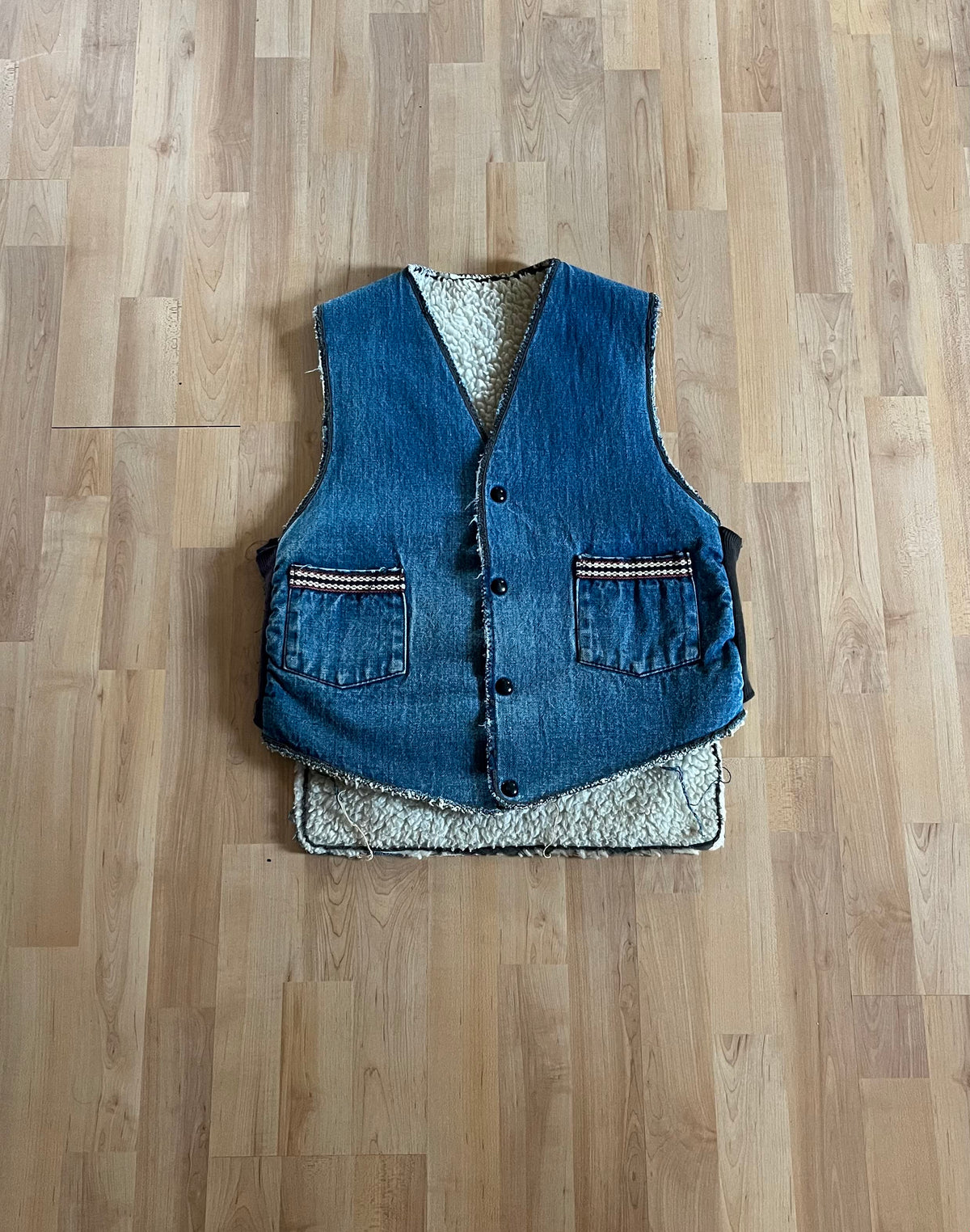 70s Denim Western Sherpa Lined Snap Button Vest (XS)