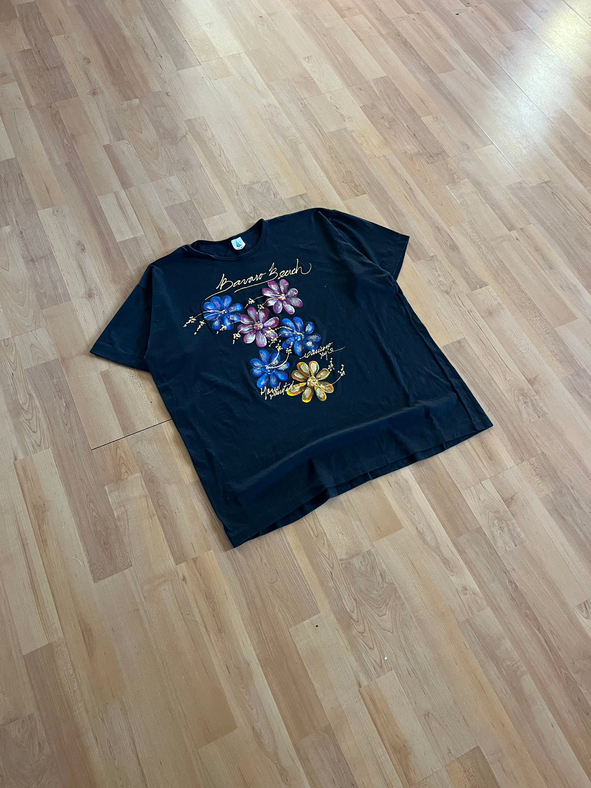 90s Black Retro Bavaro Beach Flower Graphic T-Shirt (L)