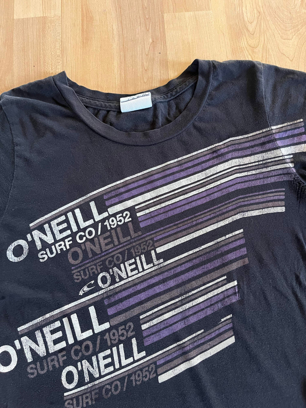 Y2K Black Linear Stripe O'Neill Surf Co Graphic Womens T-Shirt (S)
