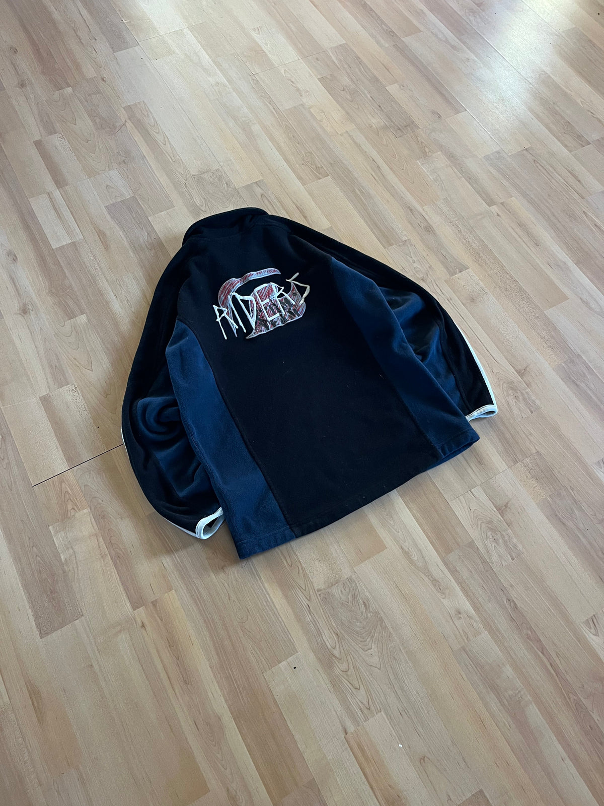 Y2K TAG Rider 3 Tone Back Embroidered Quarter-Zip Fleece Pullover (M)