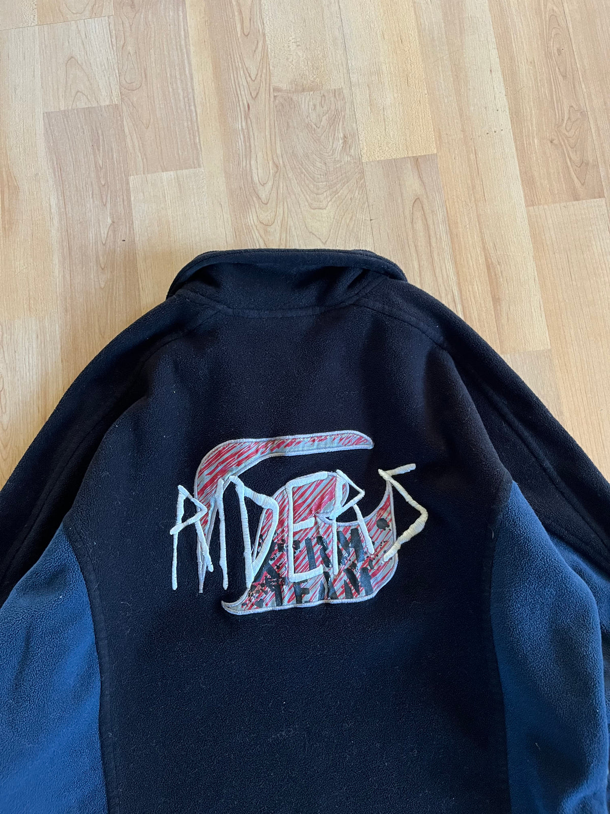 Y2K TAG Rider 3 Tone Back Embroidered Quarter-Zip Fleece Pullover (M)
