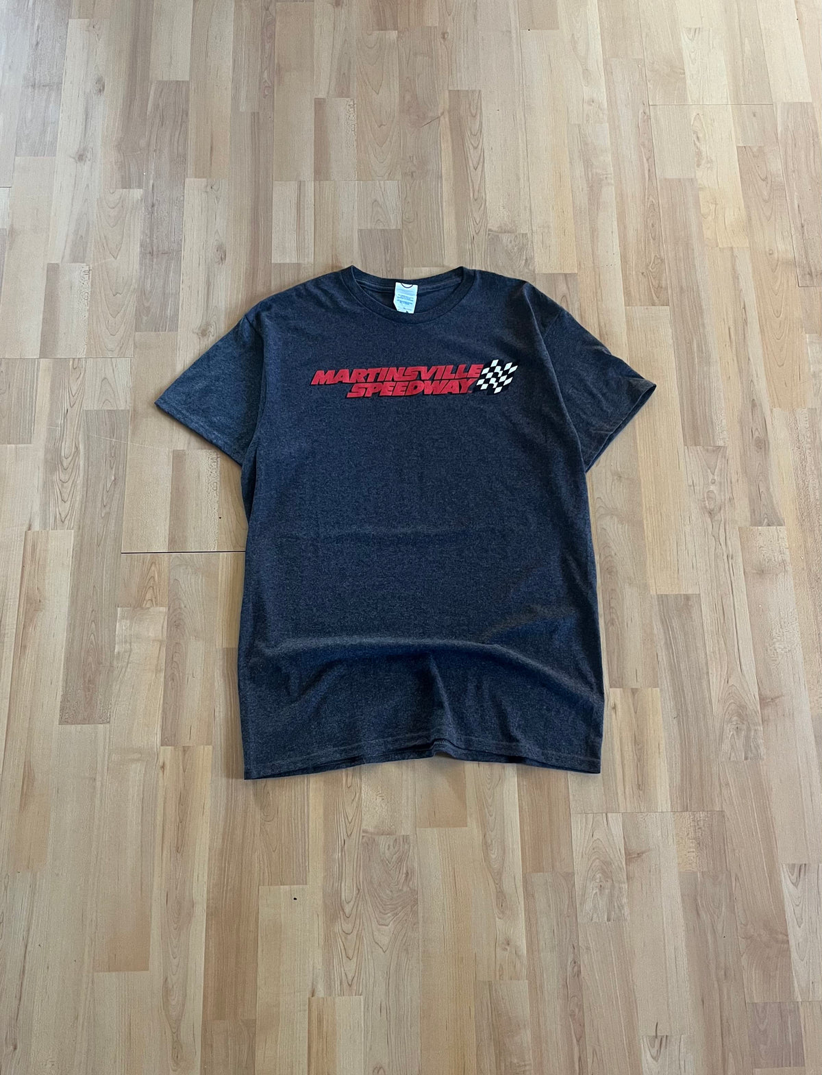 00s Charcoal Grey NASCAR Martinsville Speedway Checkered Flag Graphic Tee (M)